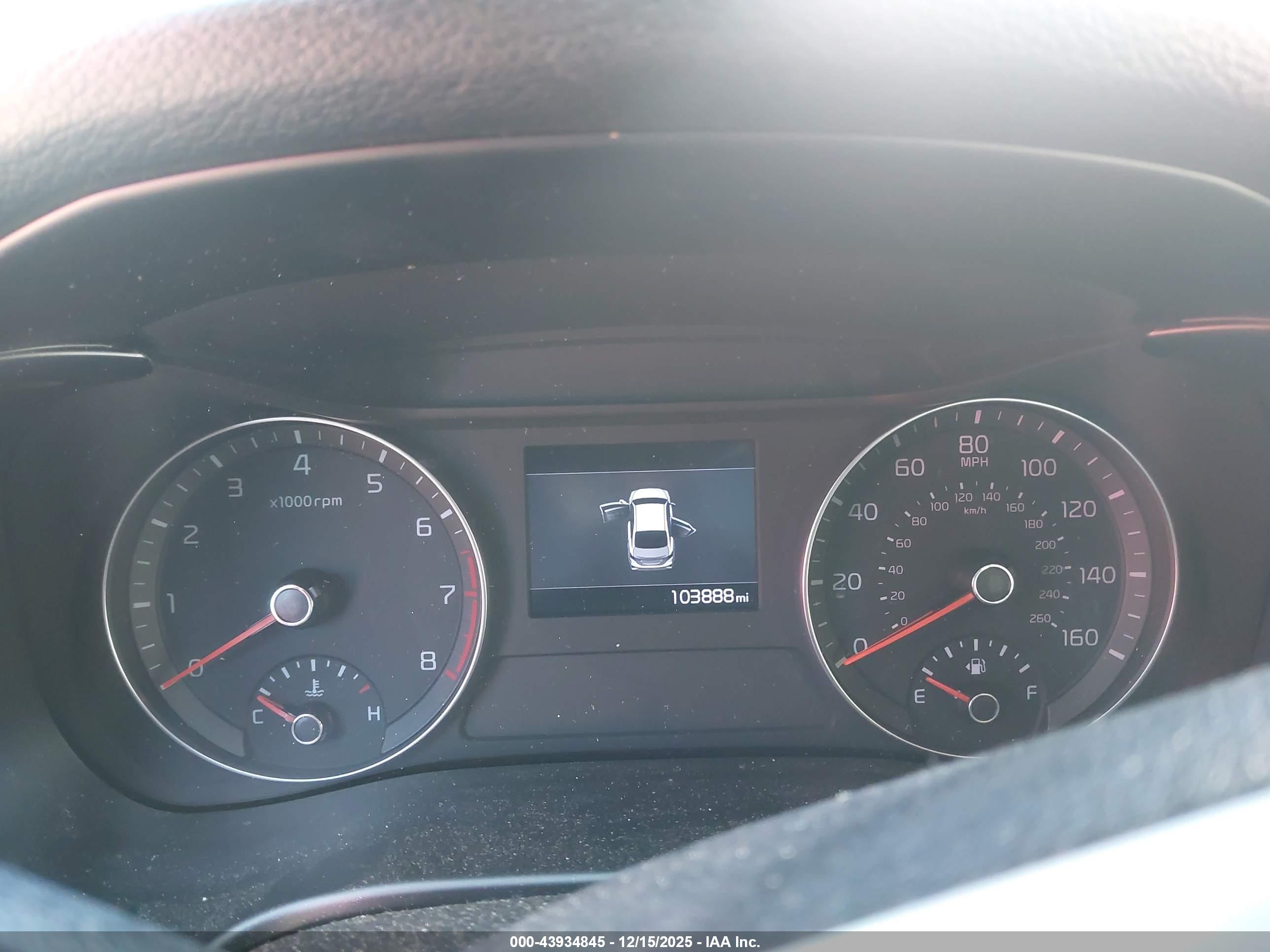 KIA FORTE image 7
