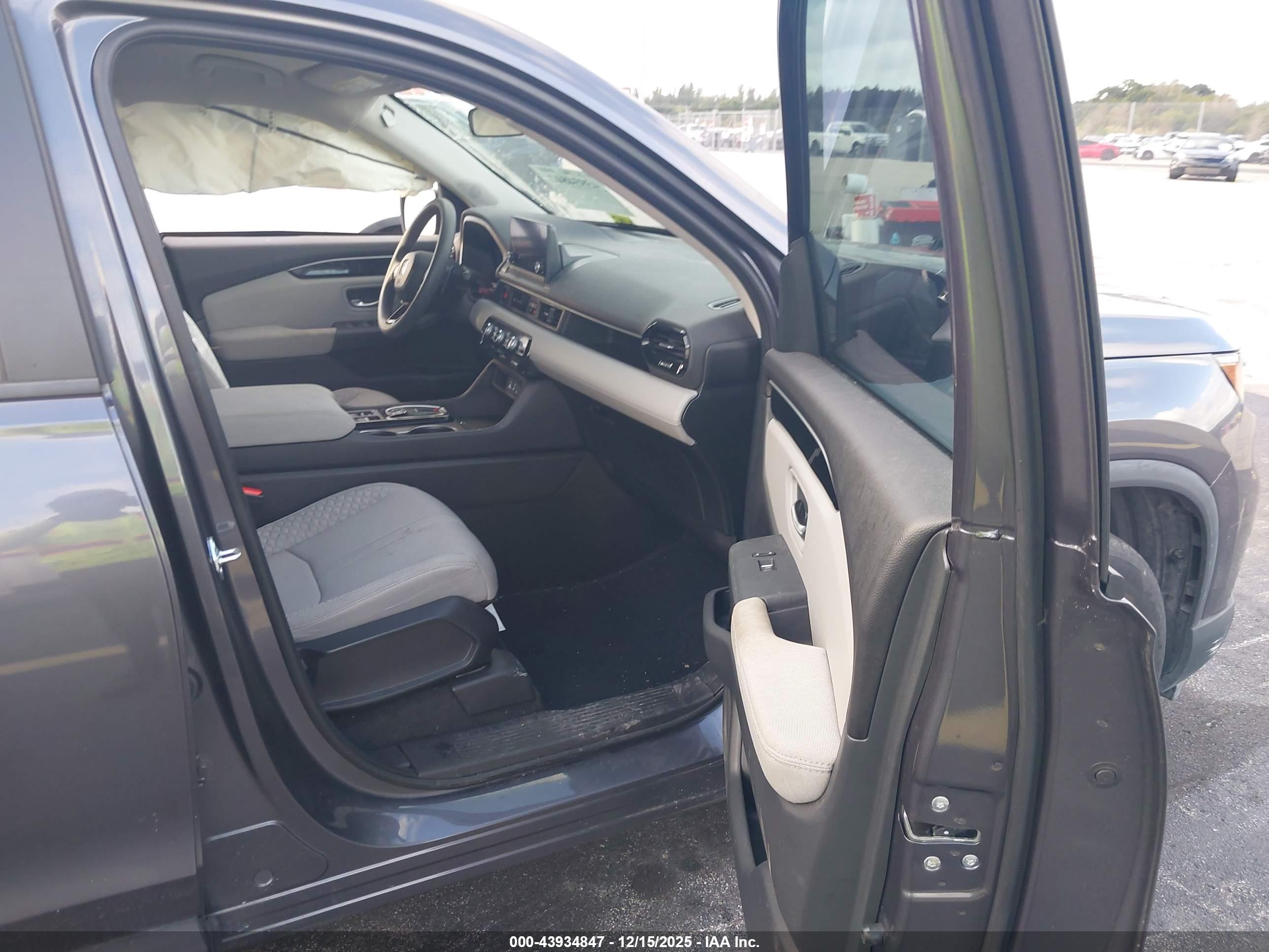 HONDA PILOT image 5