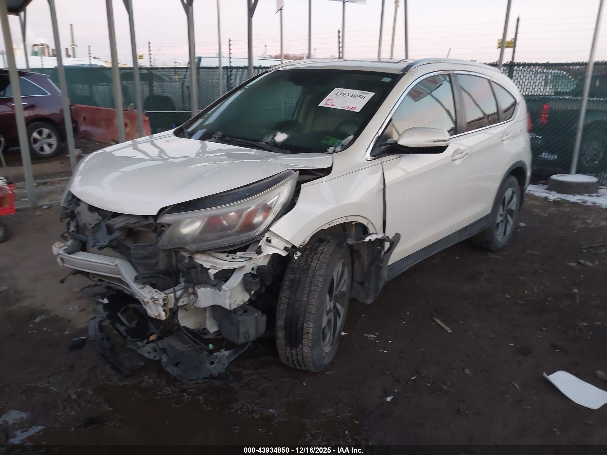 HONDA CR-V image 2