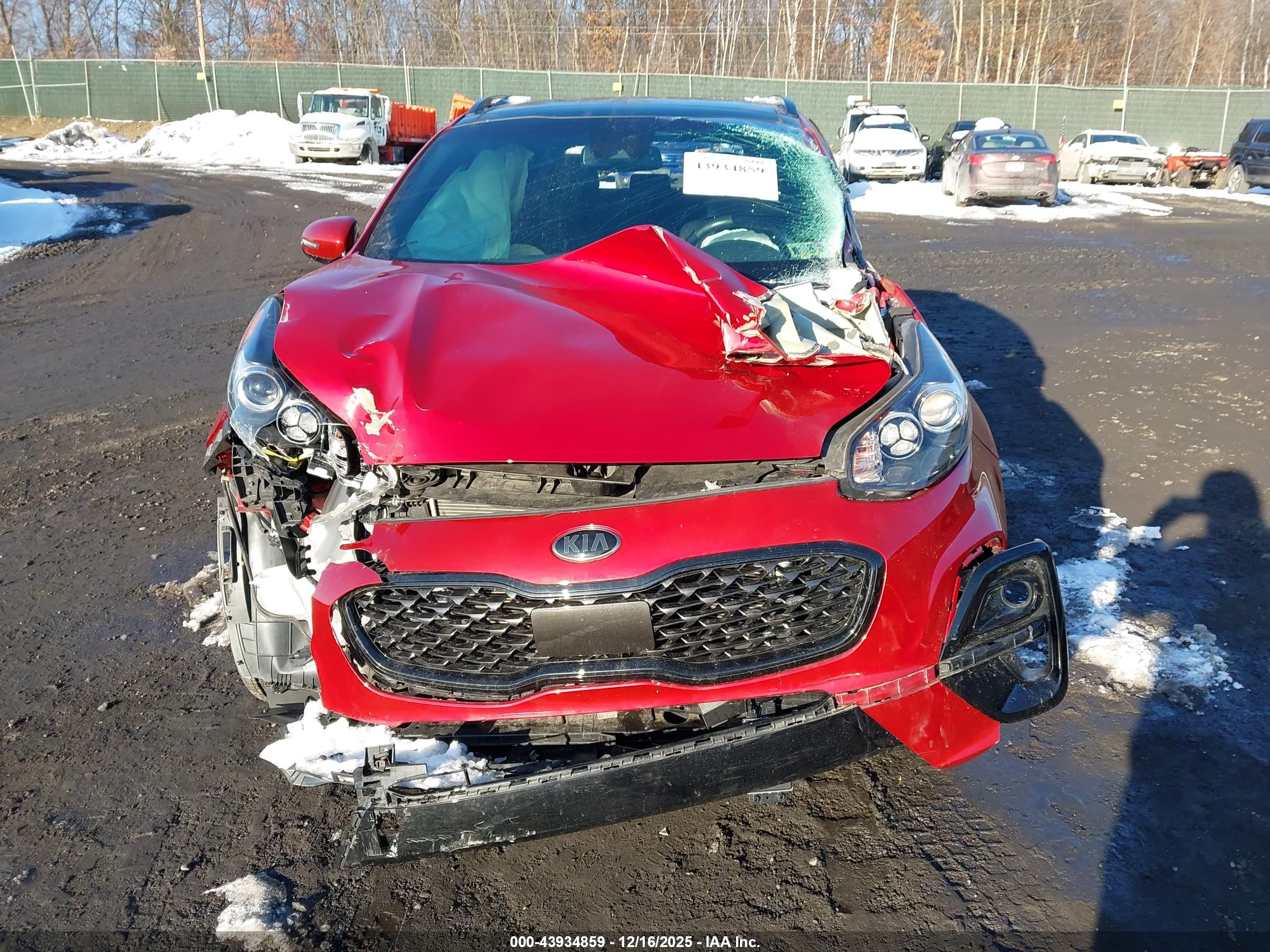KIA SPORTAGE image 6