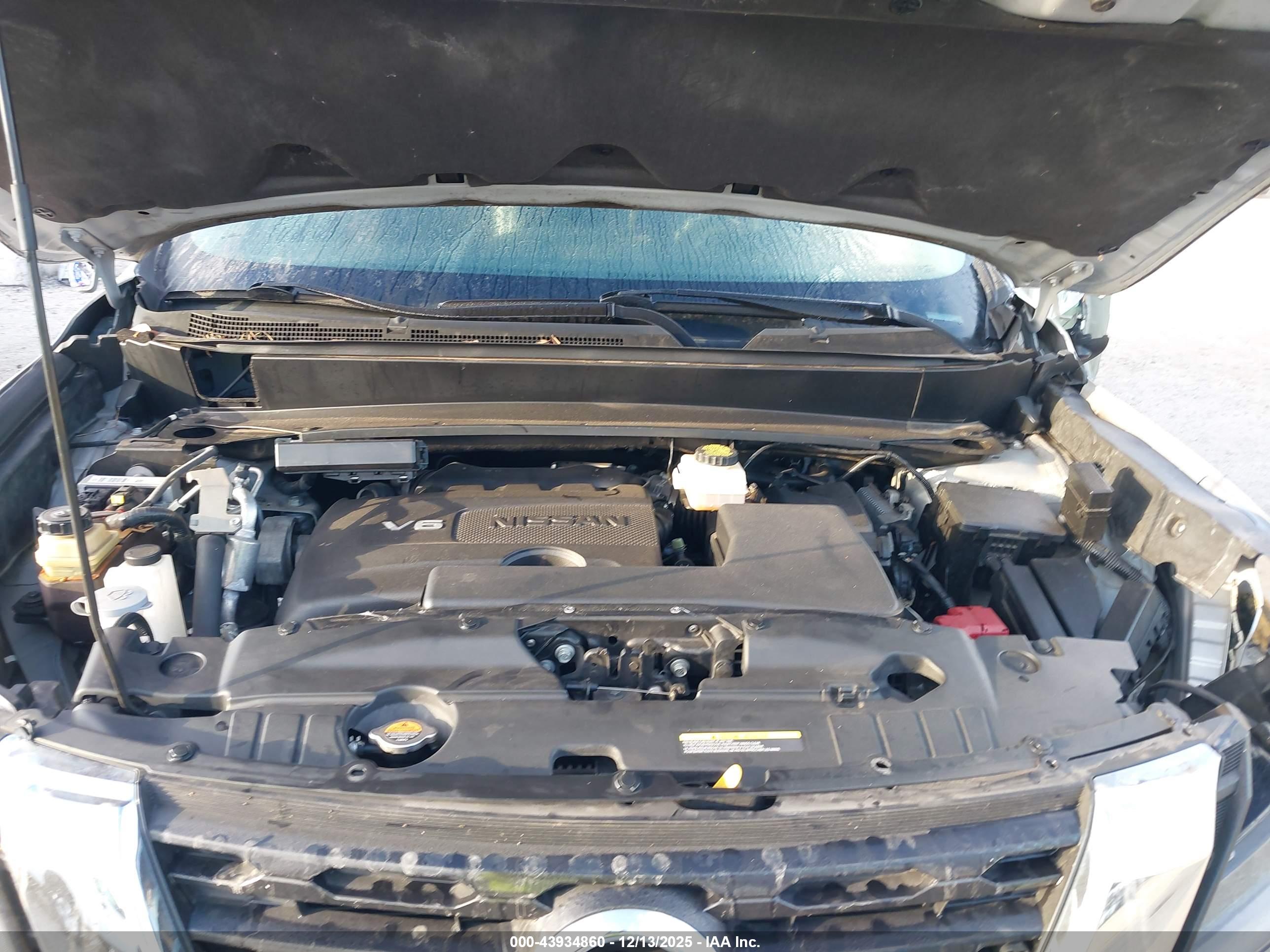NISSAN PATHFINDER image 10