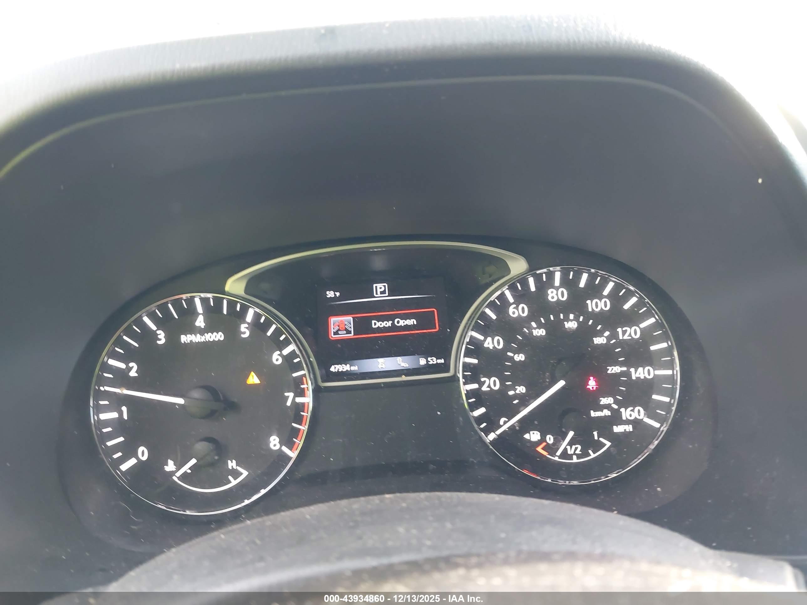 NISSAN PATHFINDER image 7