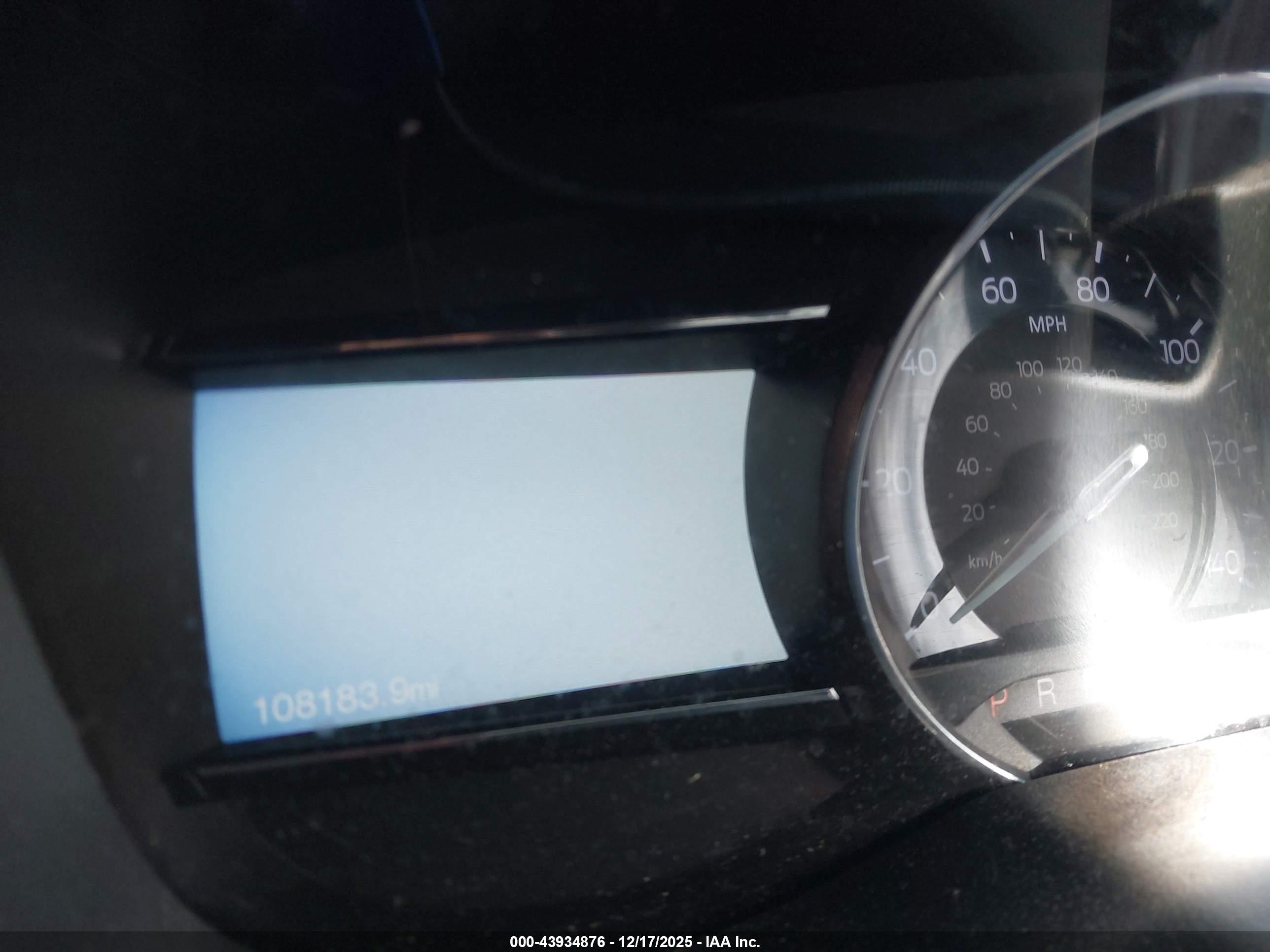 FORD EXPLORER image 7