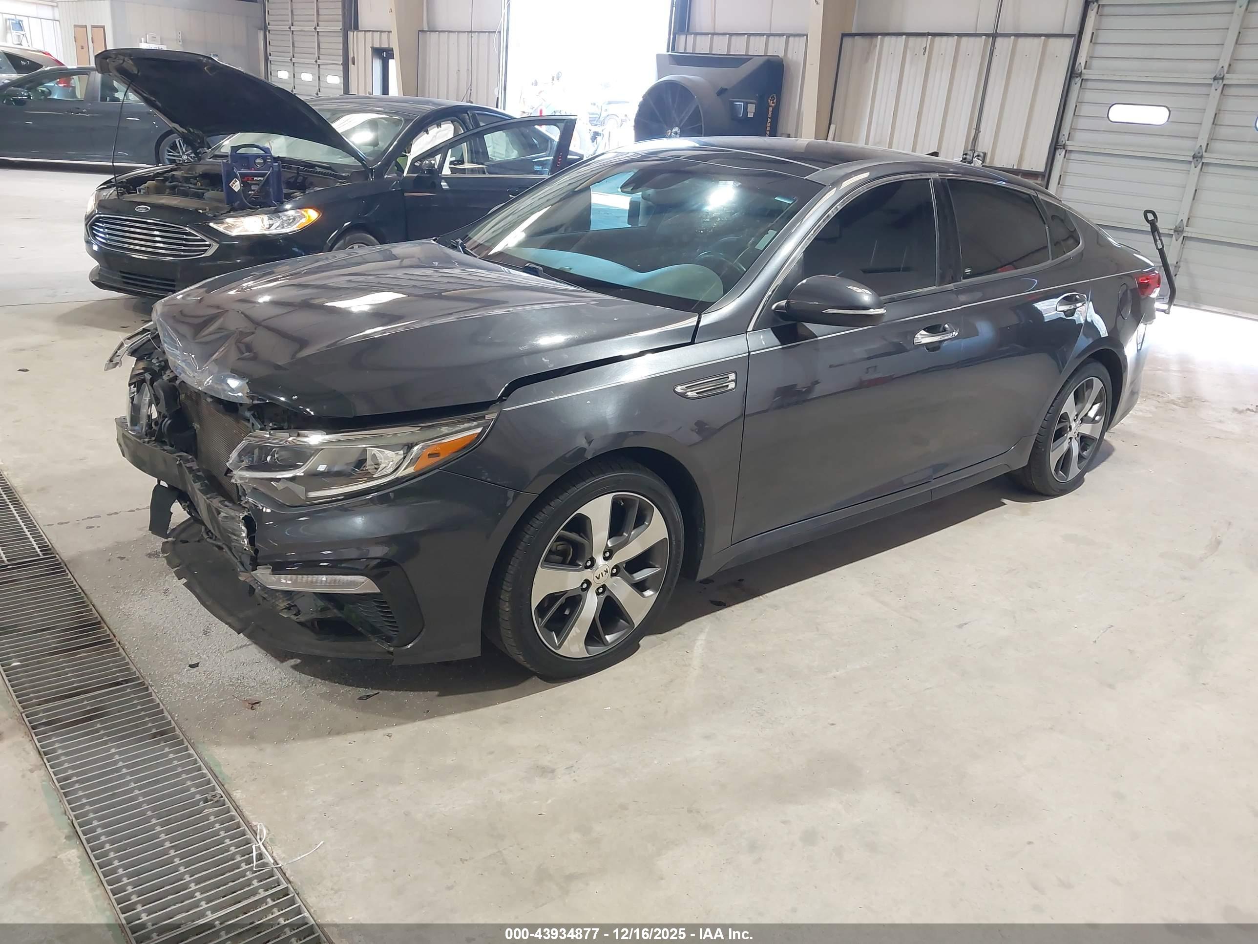 KIA OPTIMA image 2