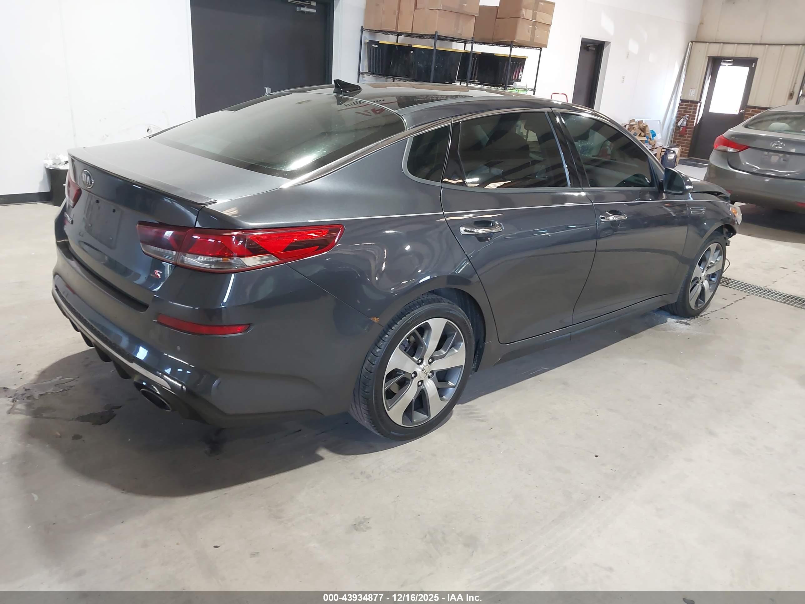 KIA OPTIMA image 4