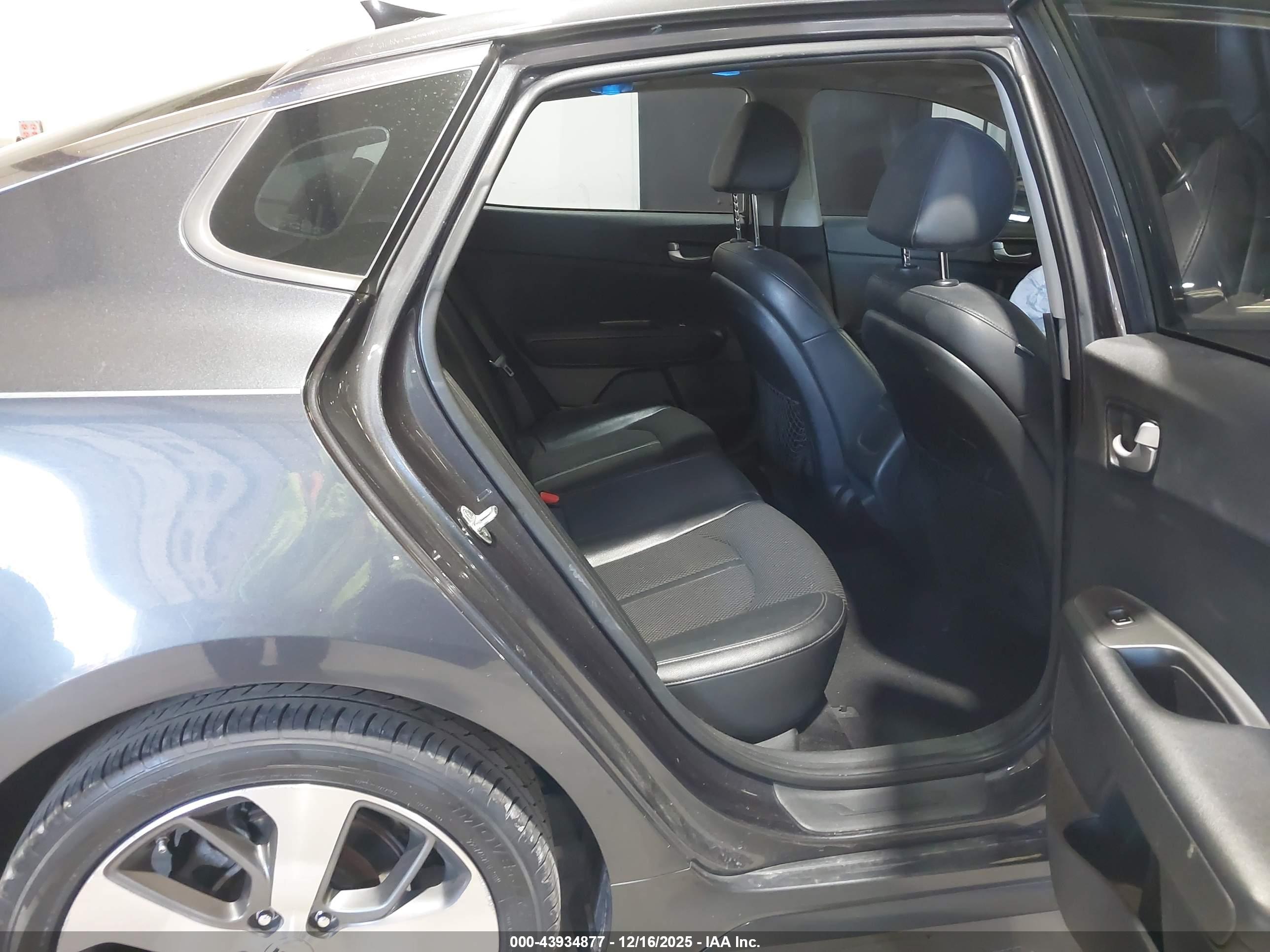 KIA OPTIMA image 8