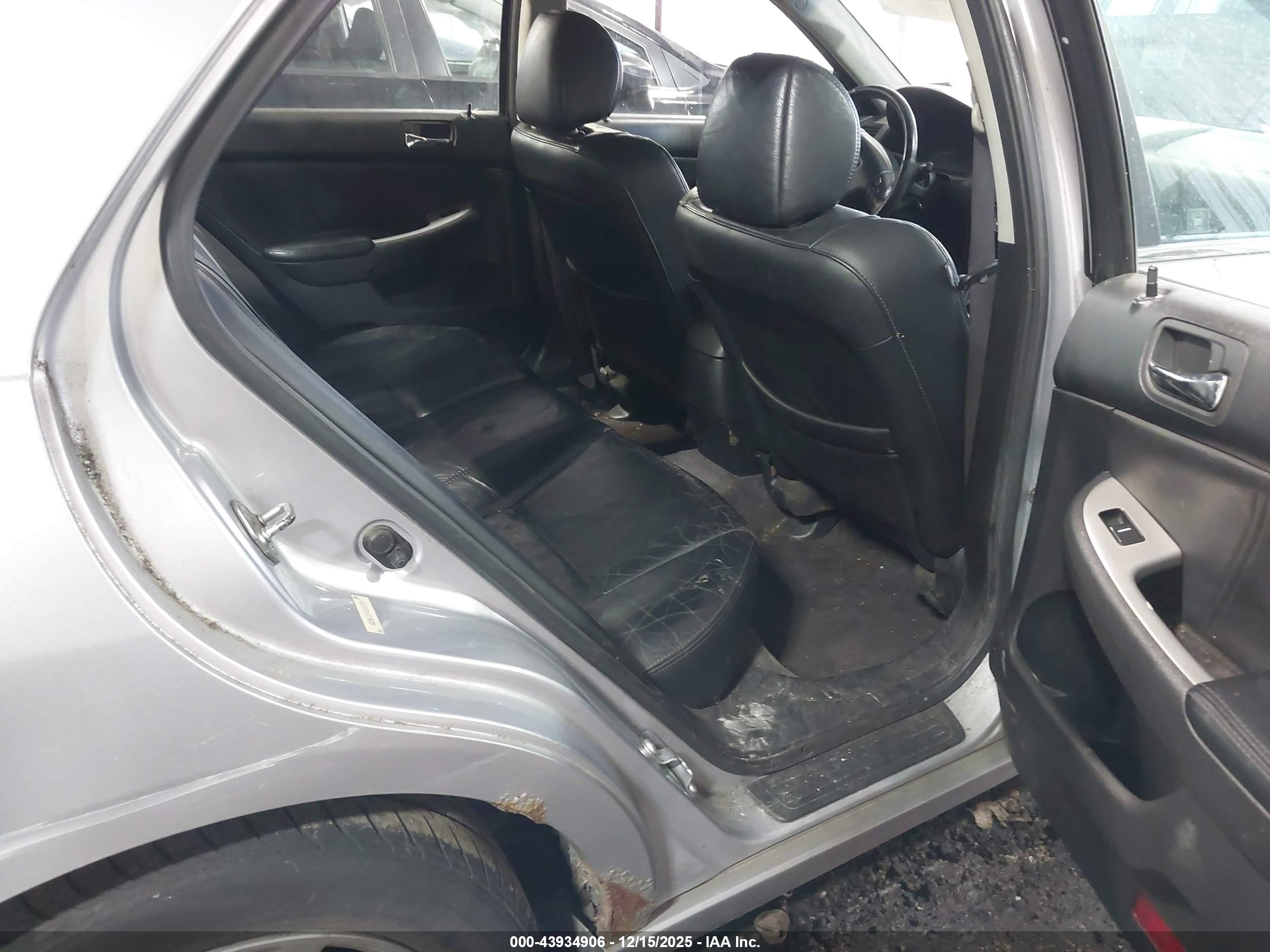 HONDA ACCORD image 8