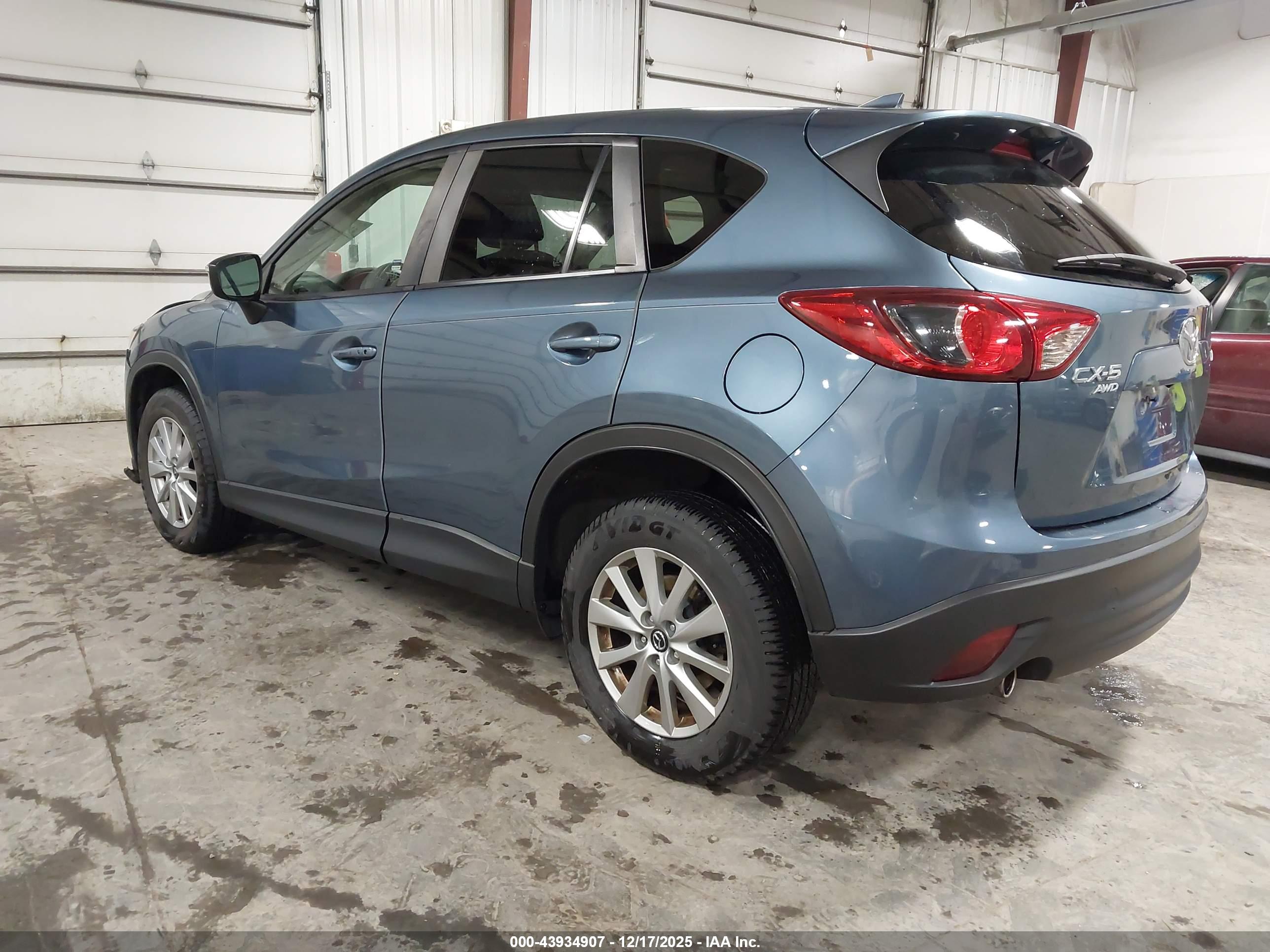 MAZDA CX-5 image 3