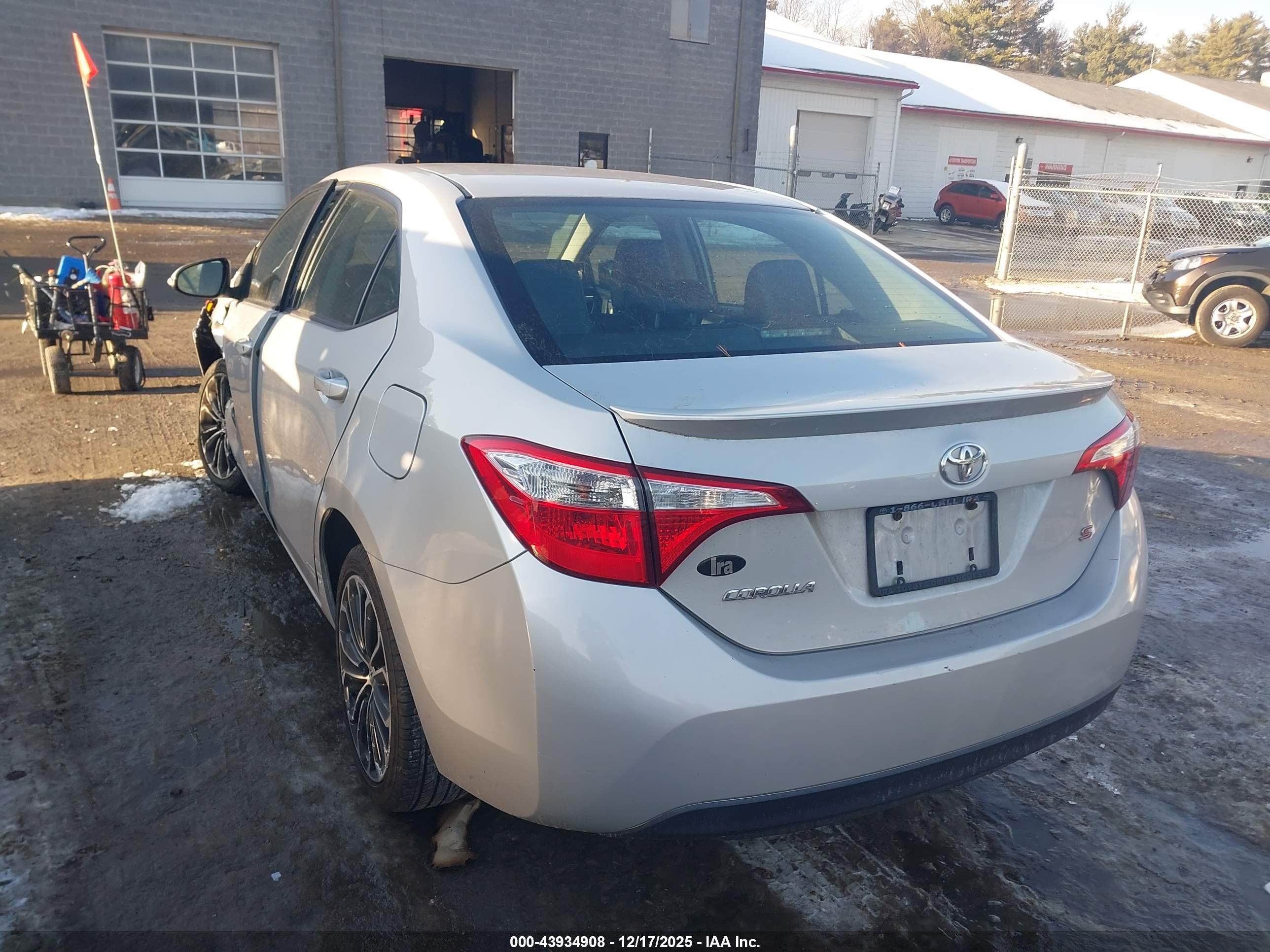 TOYOTA COROLLA image 3
