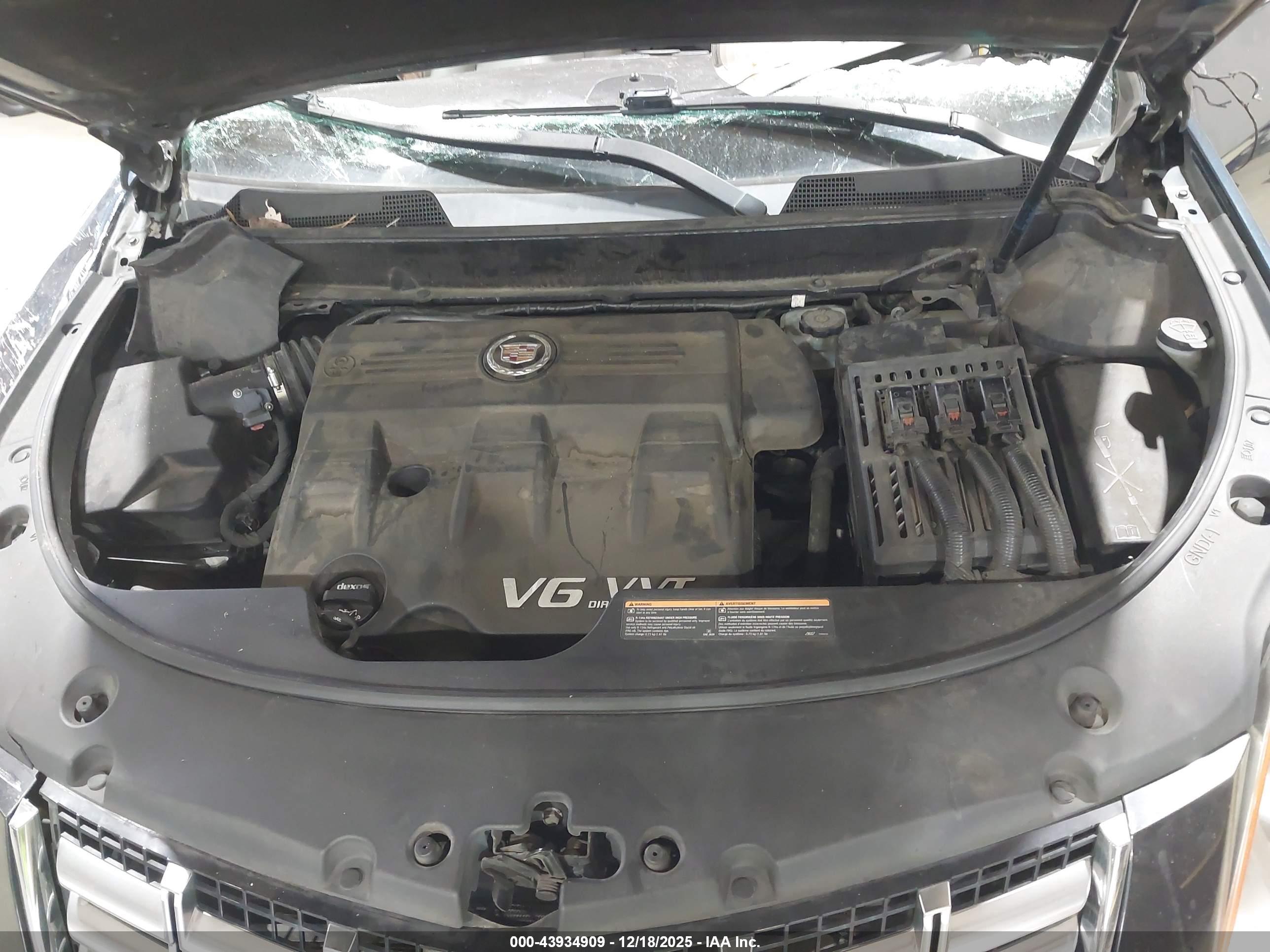 CADILLAC SRX image 10