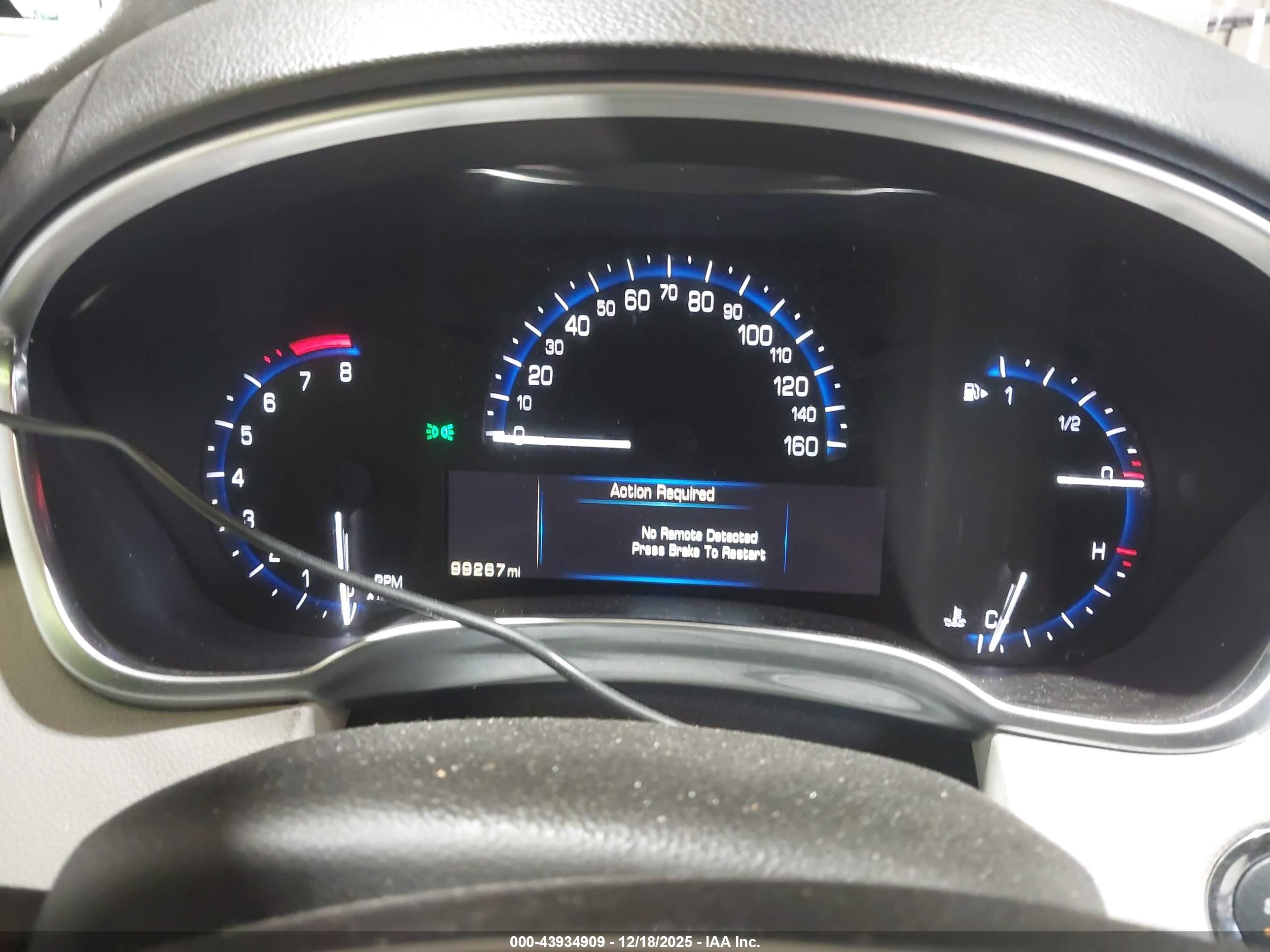 CADILLAC SRX image 7