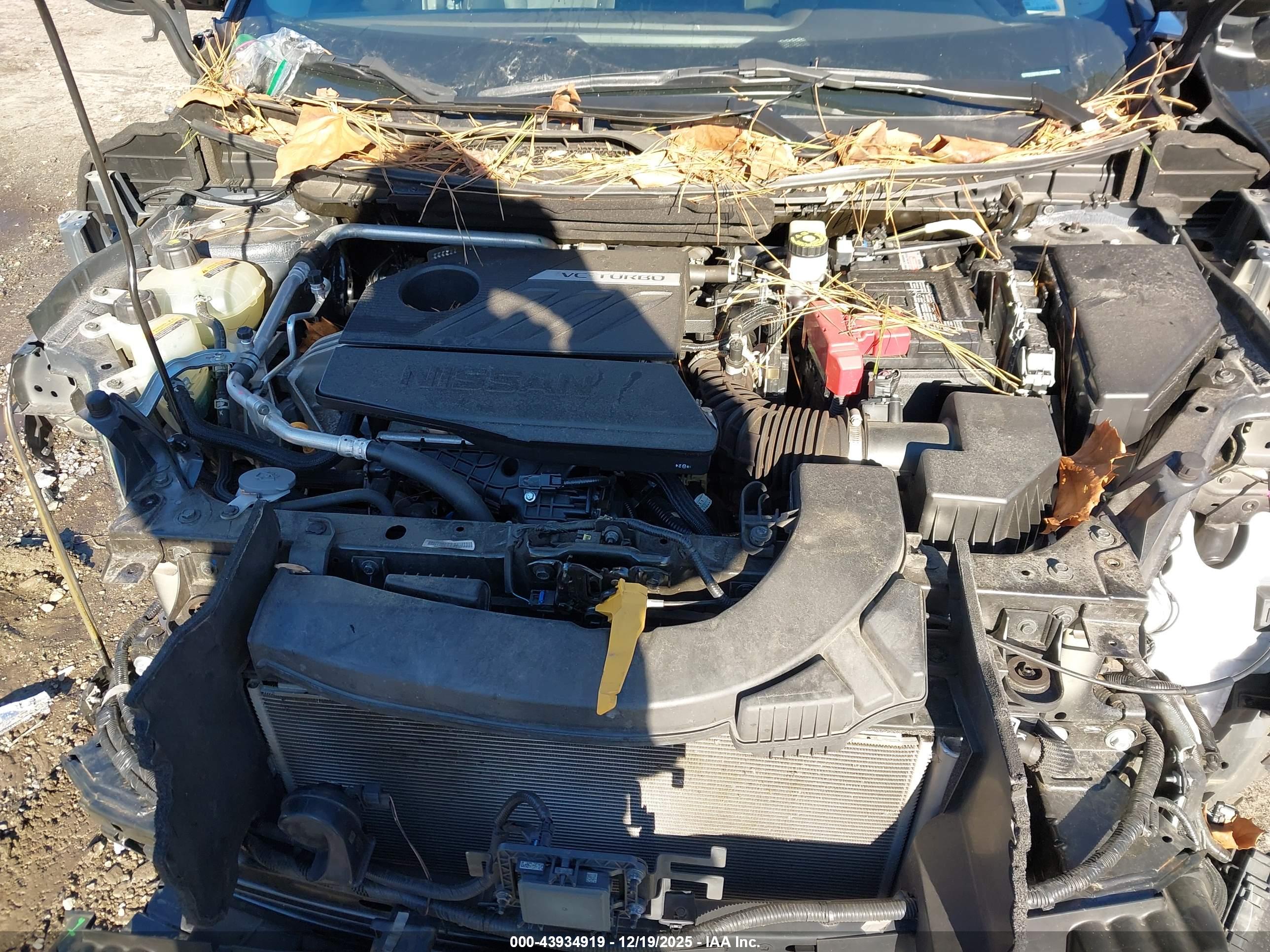 NISSAN ROGUE image 10