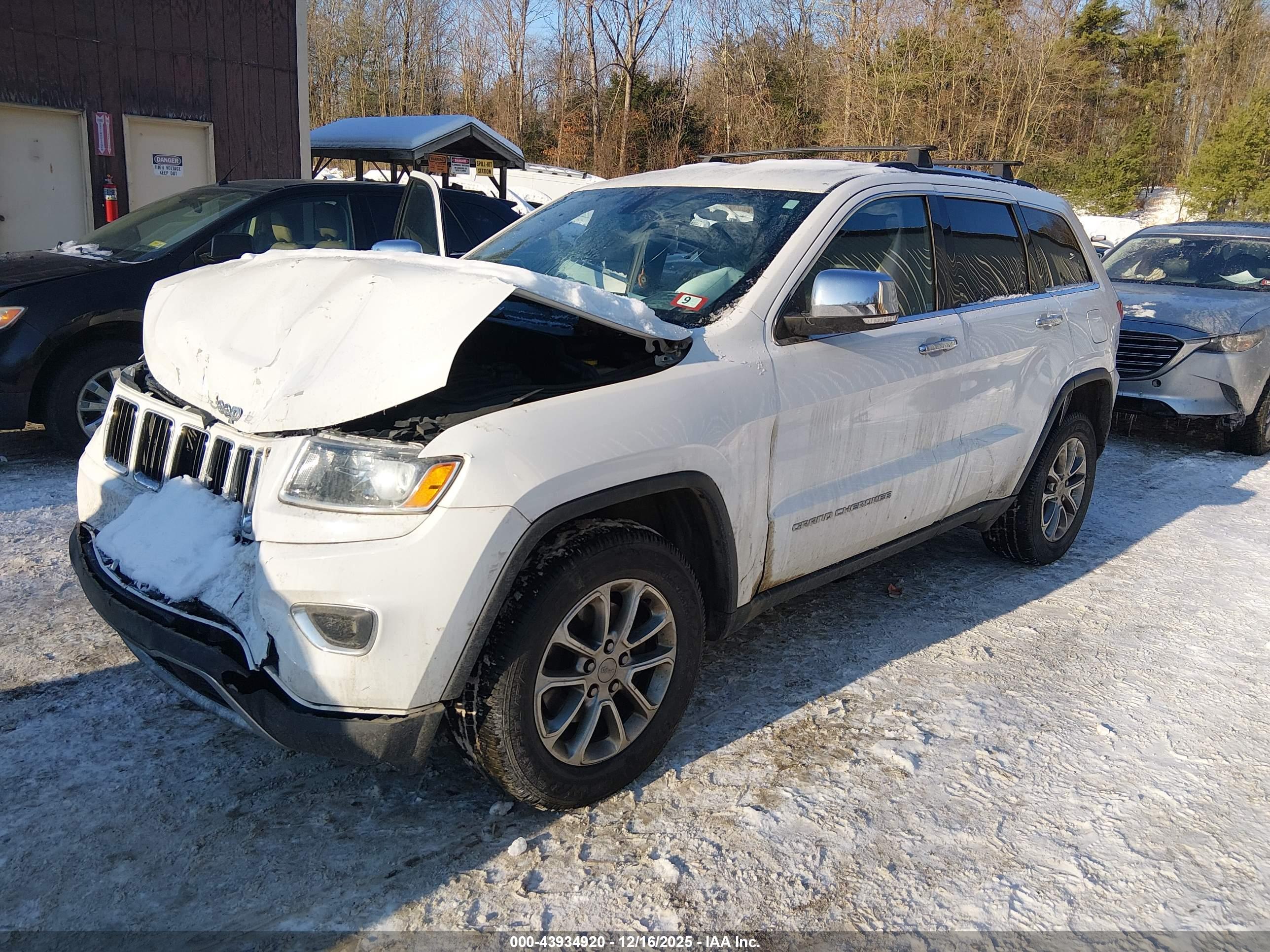 JEEP GRAND image 2