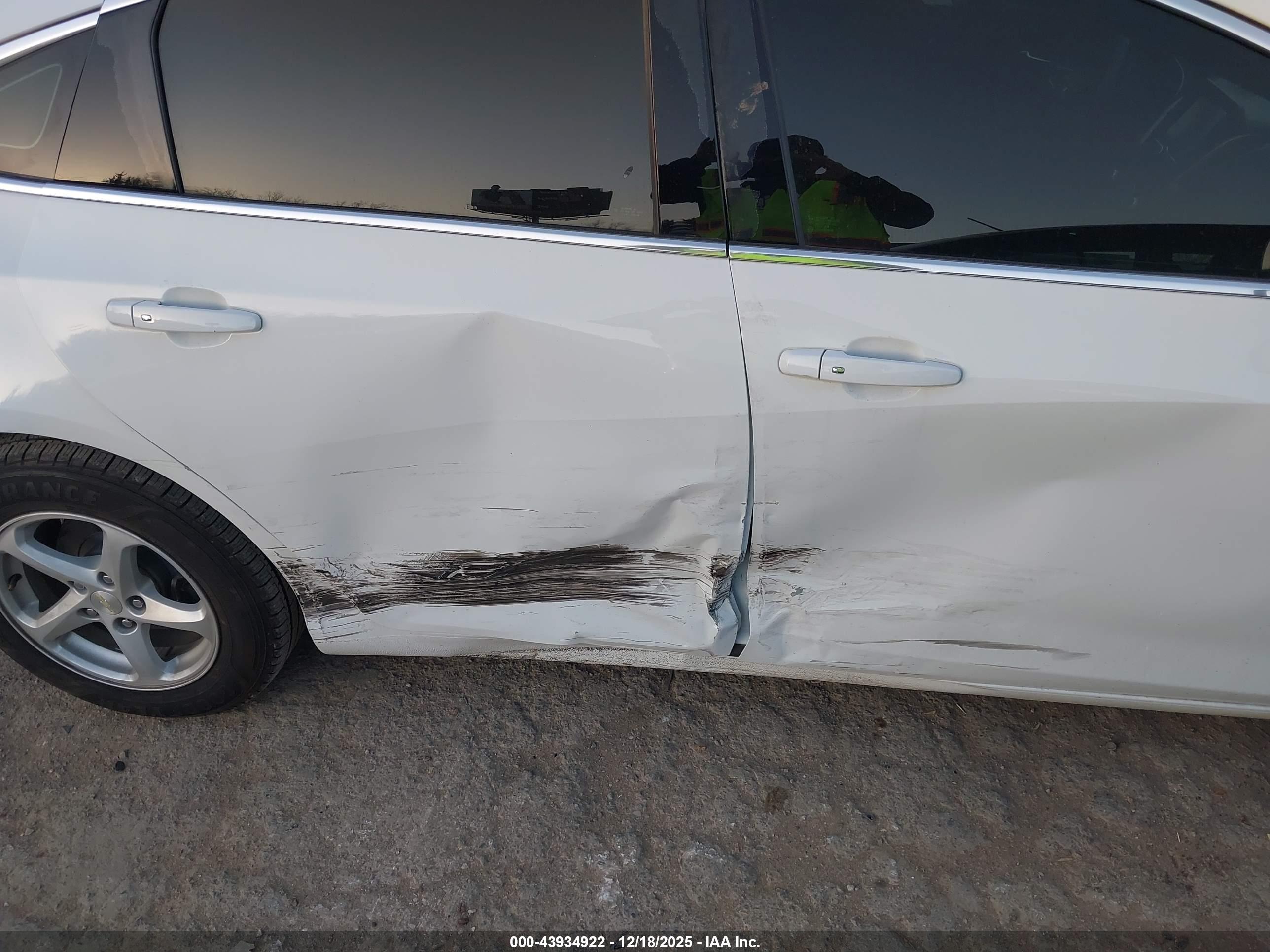 CHEVROLET MALIBU image 6