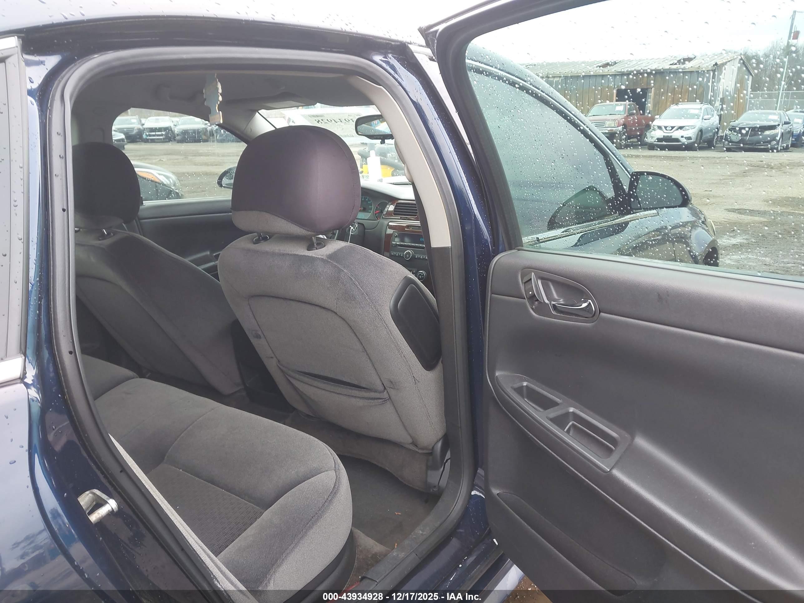 CHEVROLET IMPALA image 8
