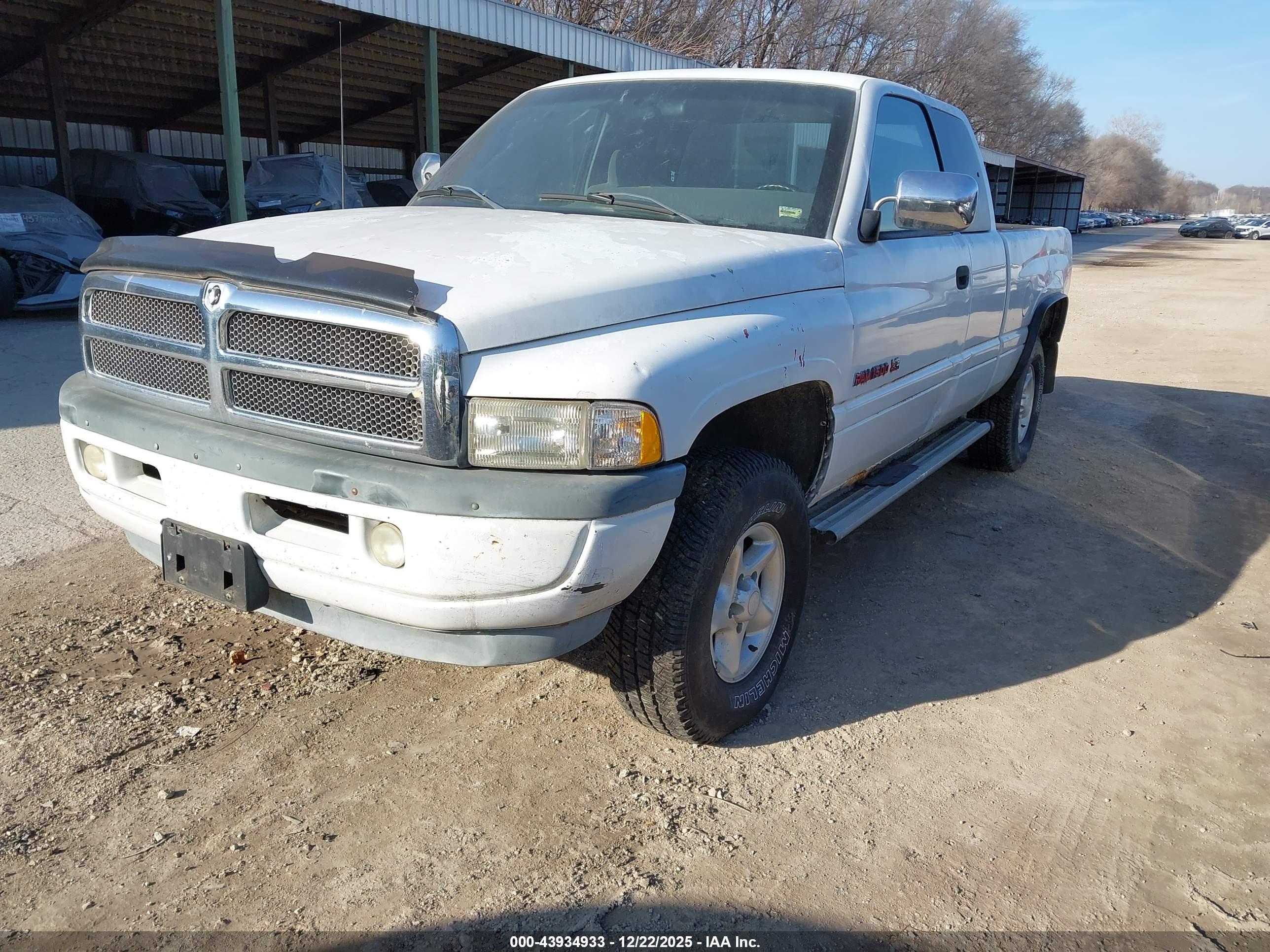 DODGE RAM image 2