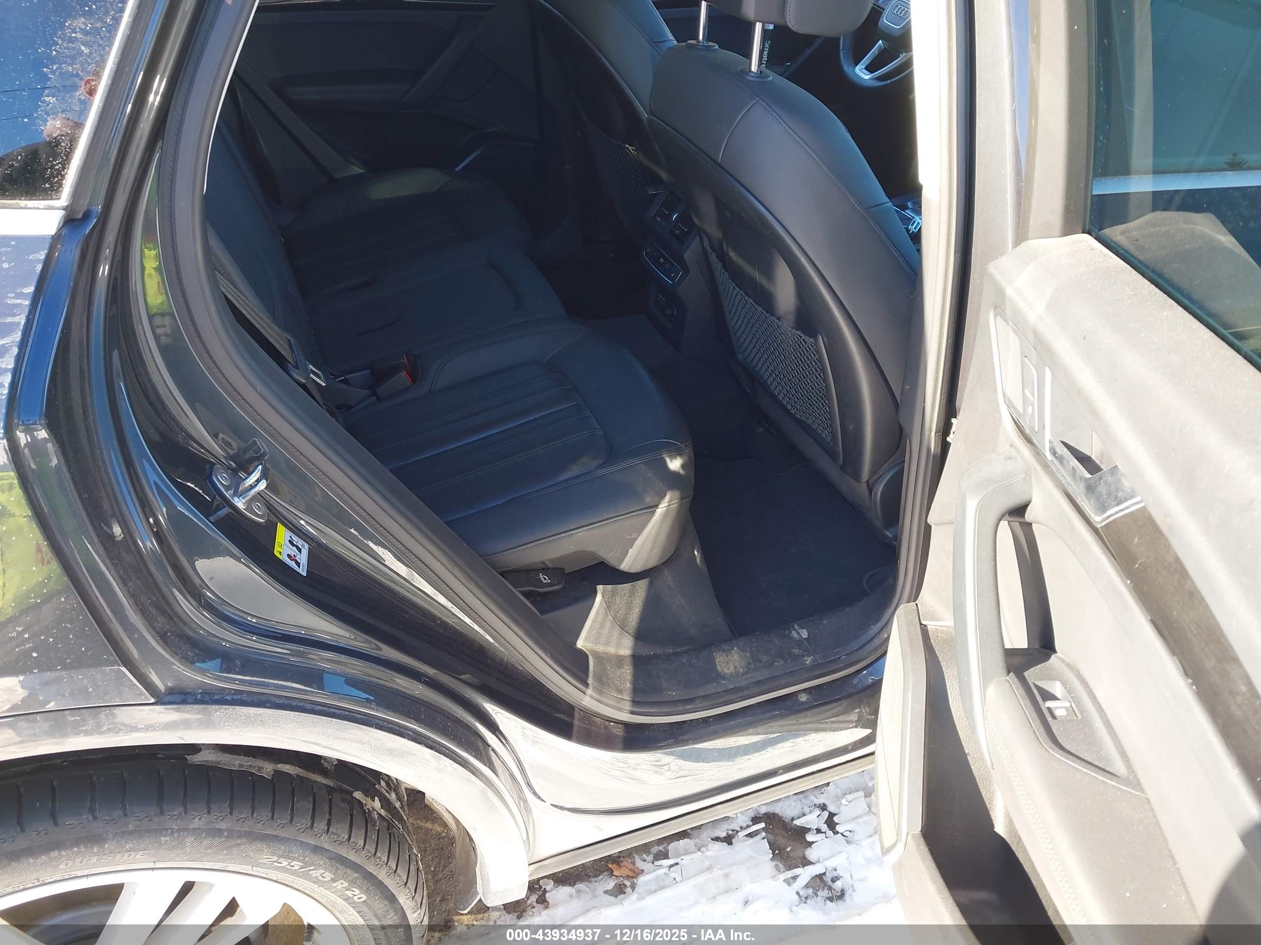 AUDI Q5 image 8
