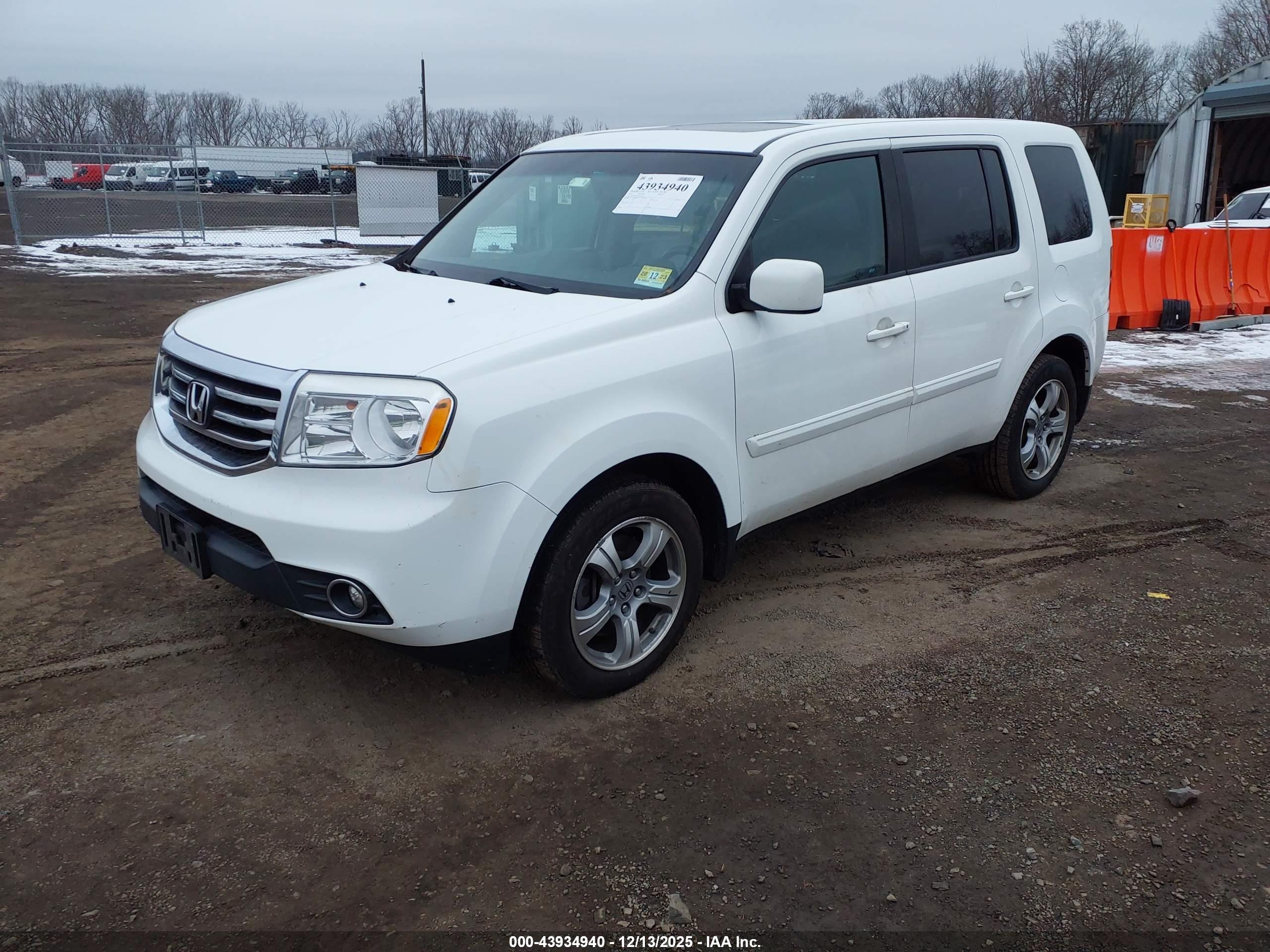 HONDA PILOT image 2