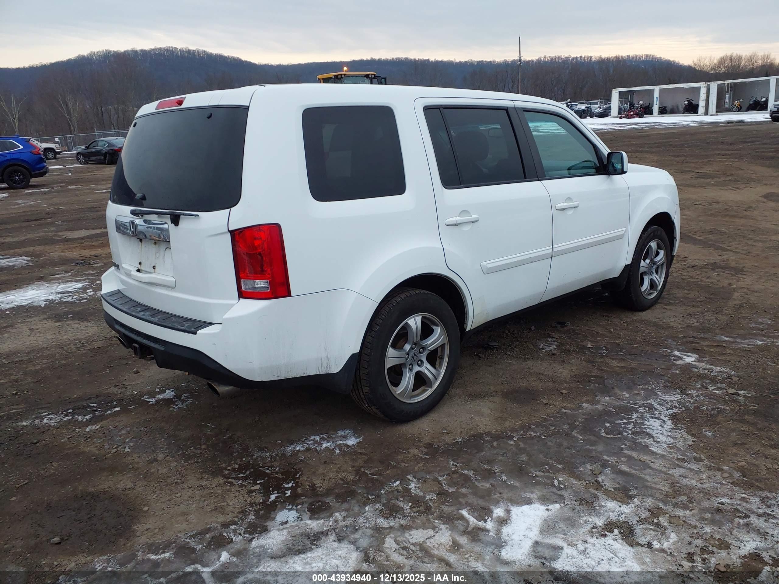 HONDA PILOT image 4