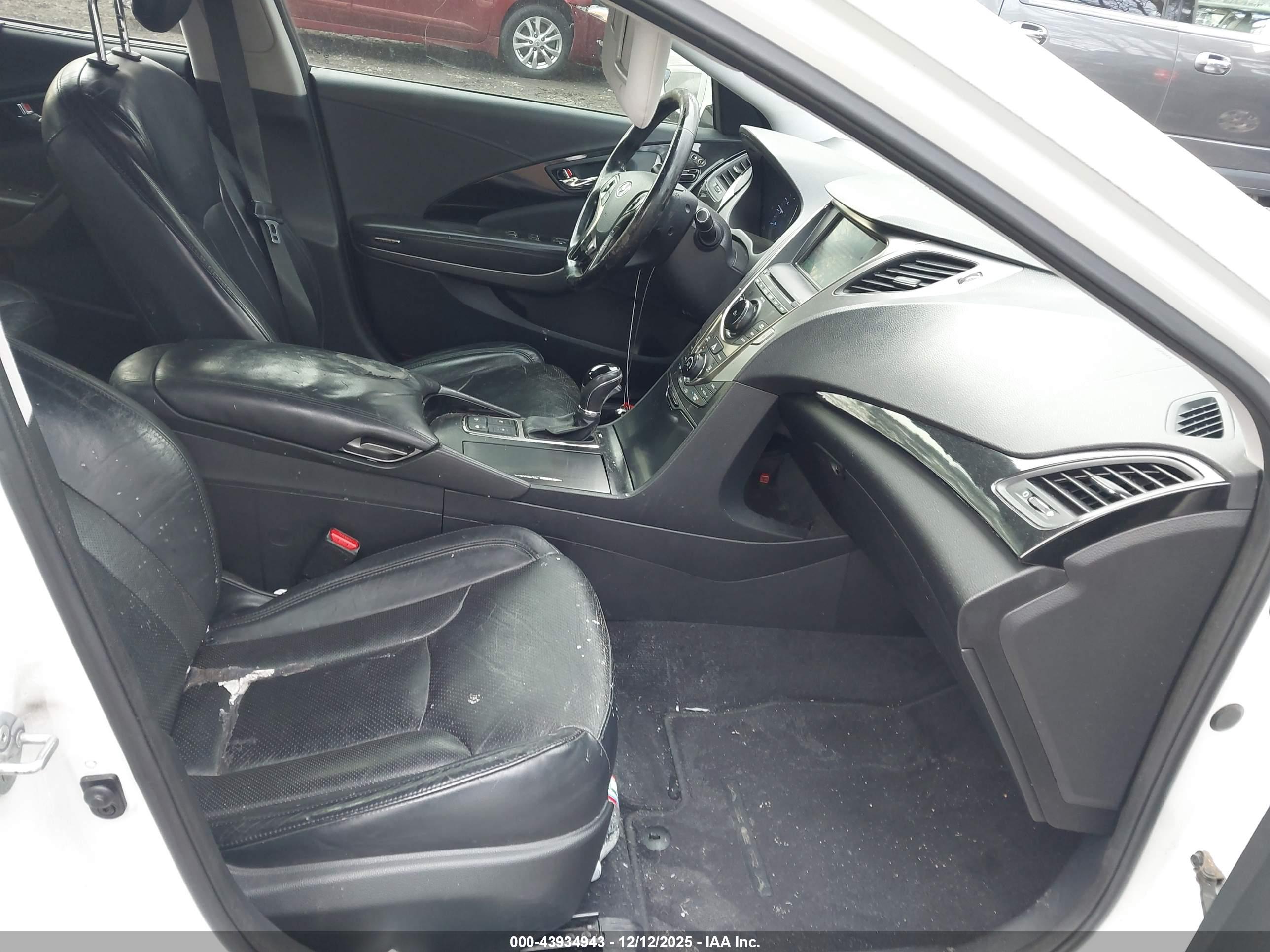 HYUNDAI AZERA image 5