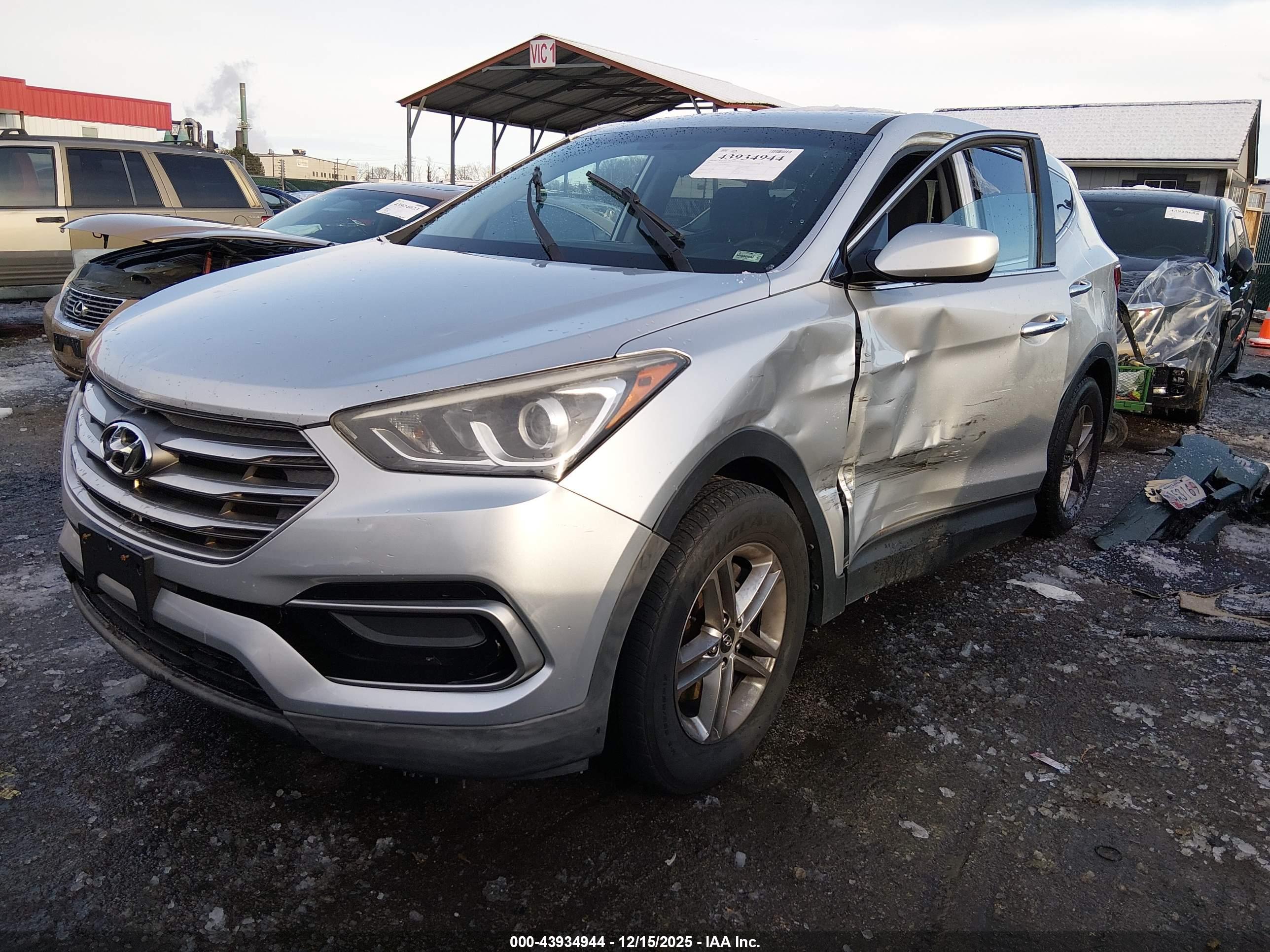 HYUNDAI SANTA image 2