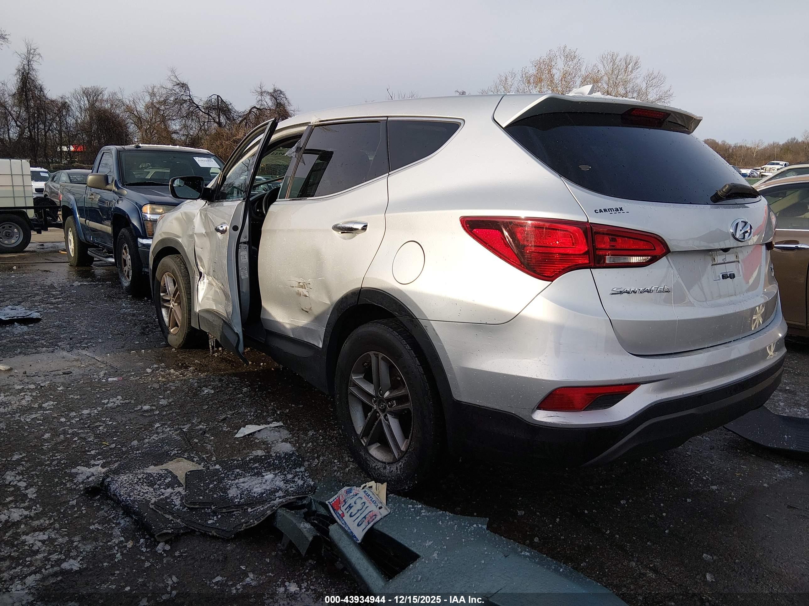 HYUNDAI SANTA image 3