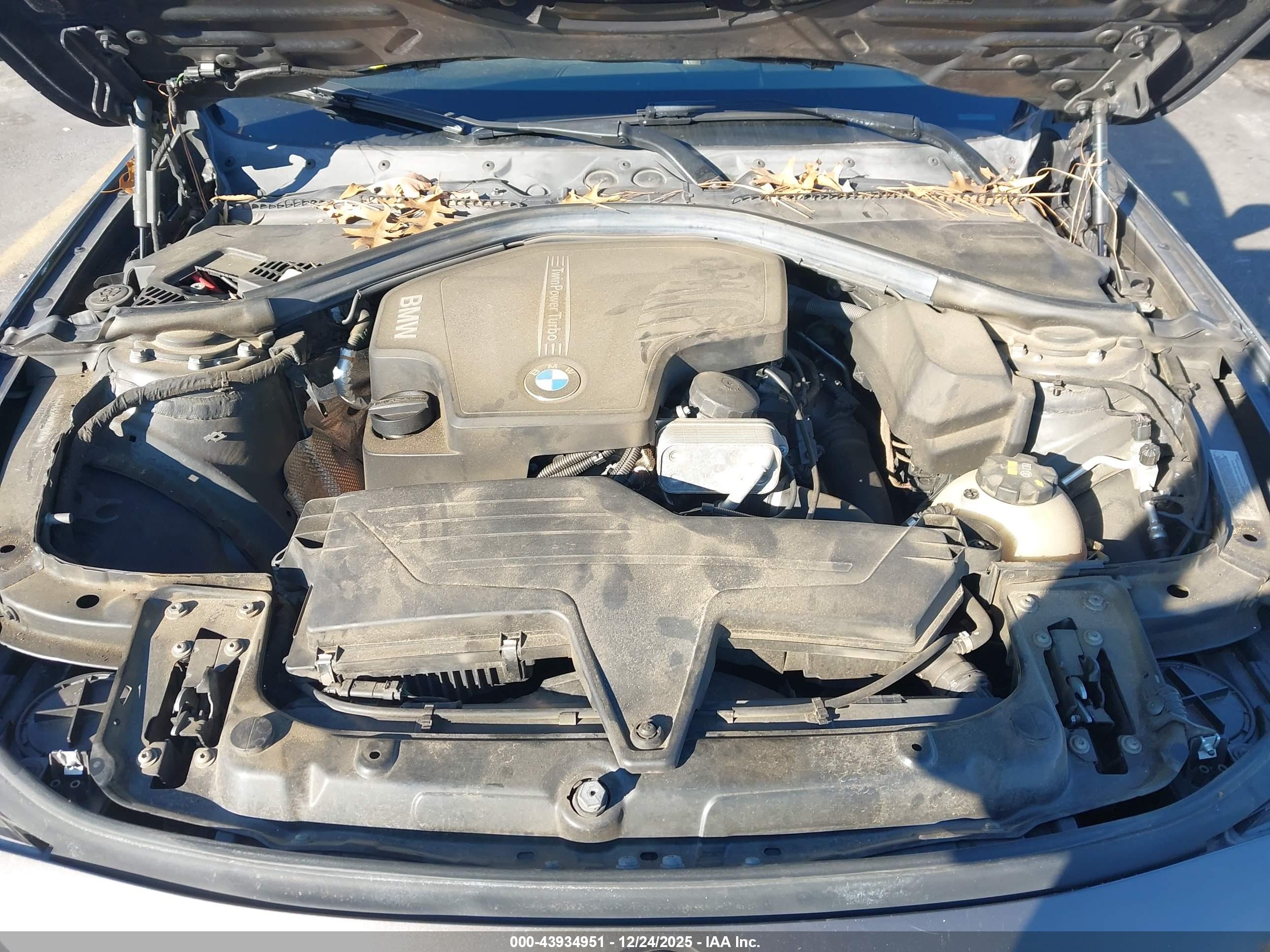 BMW 328I image 10