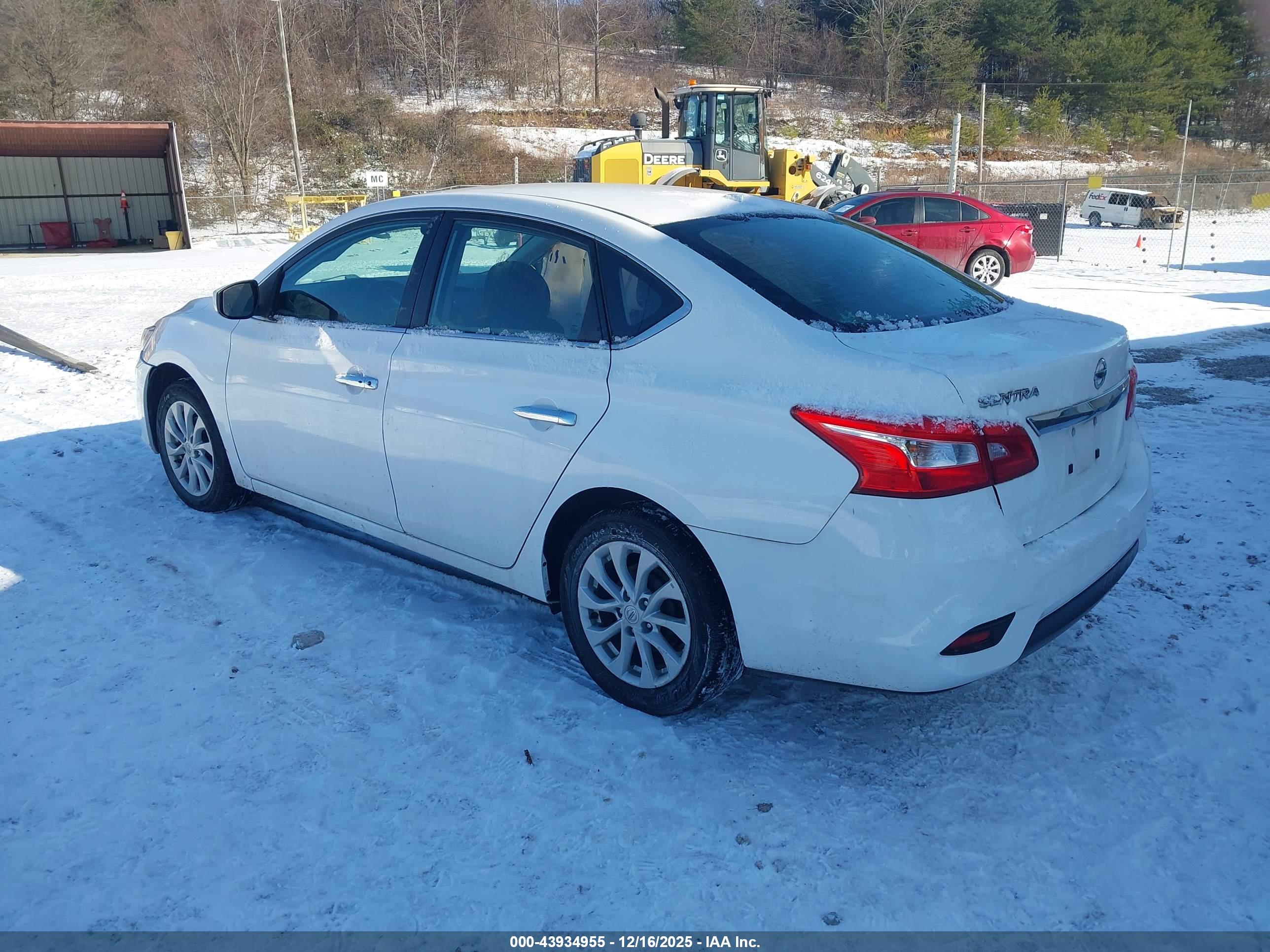 NISSAN SENTRA image 3