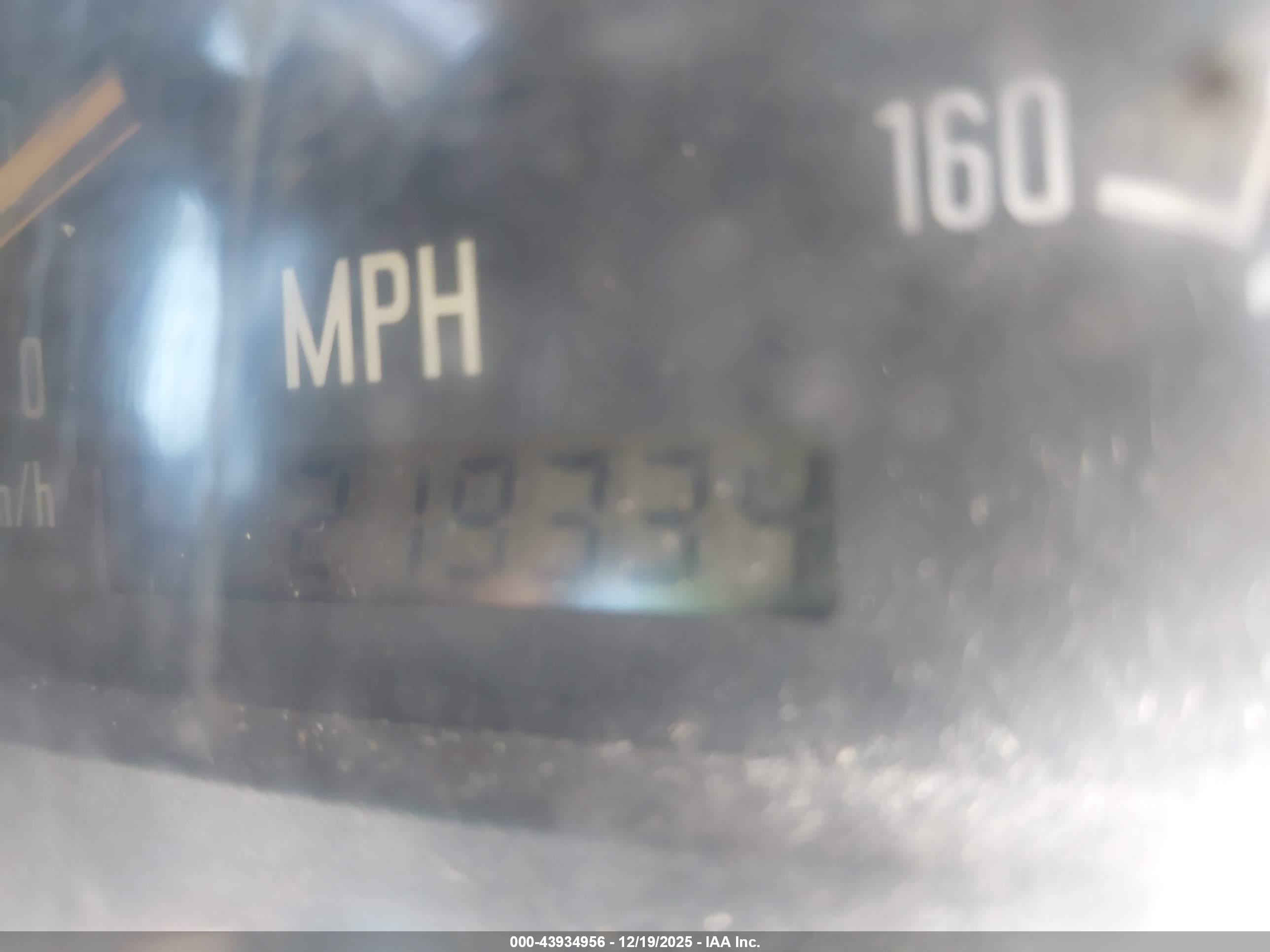 GMC W4S042 image 6
