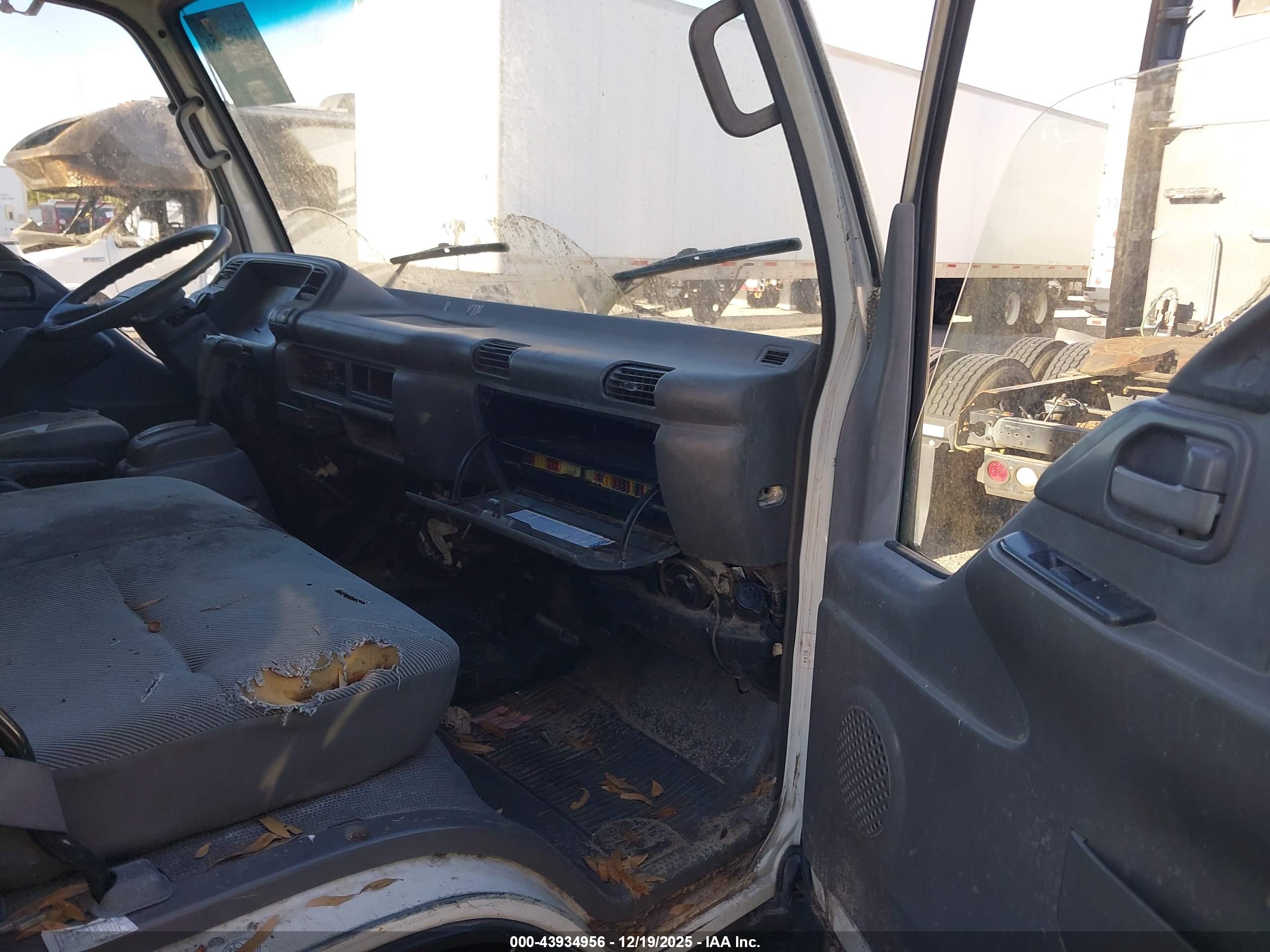GMC W4S042 image 8