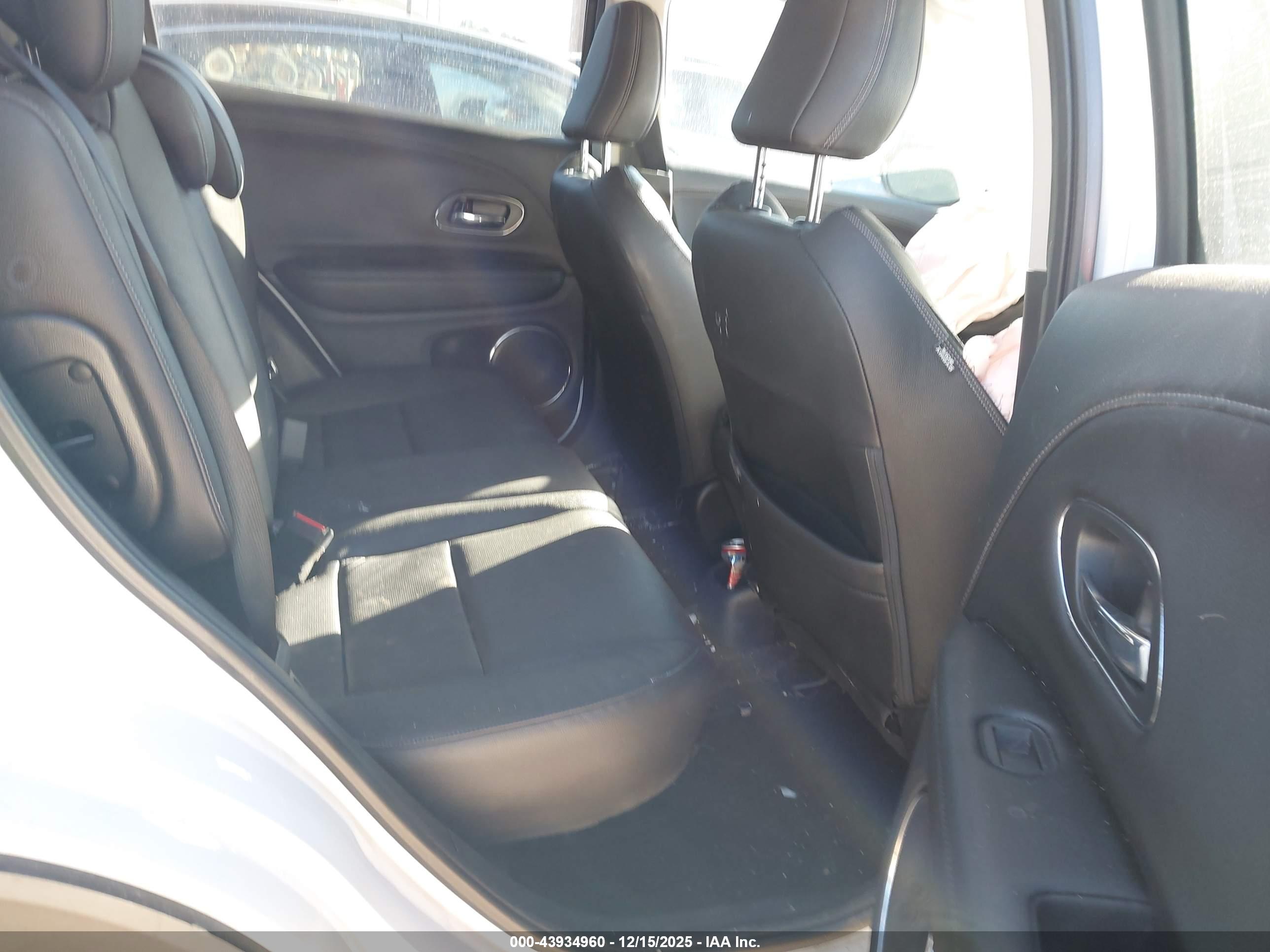 HONDA HR-V image 8