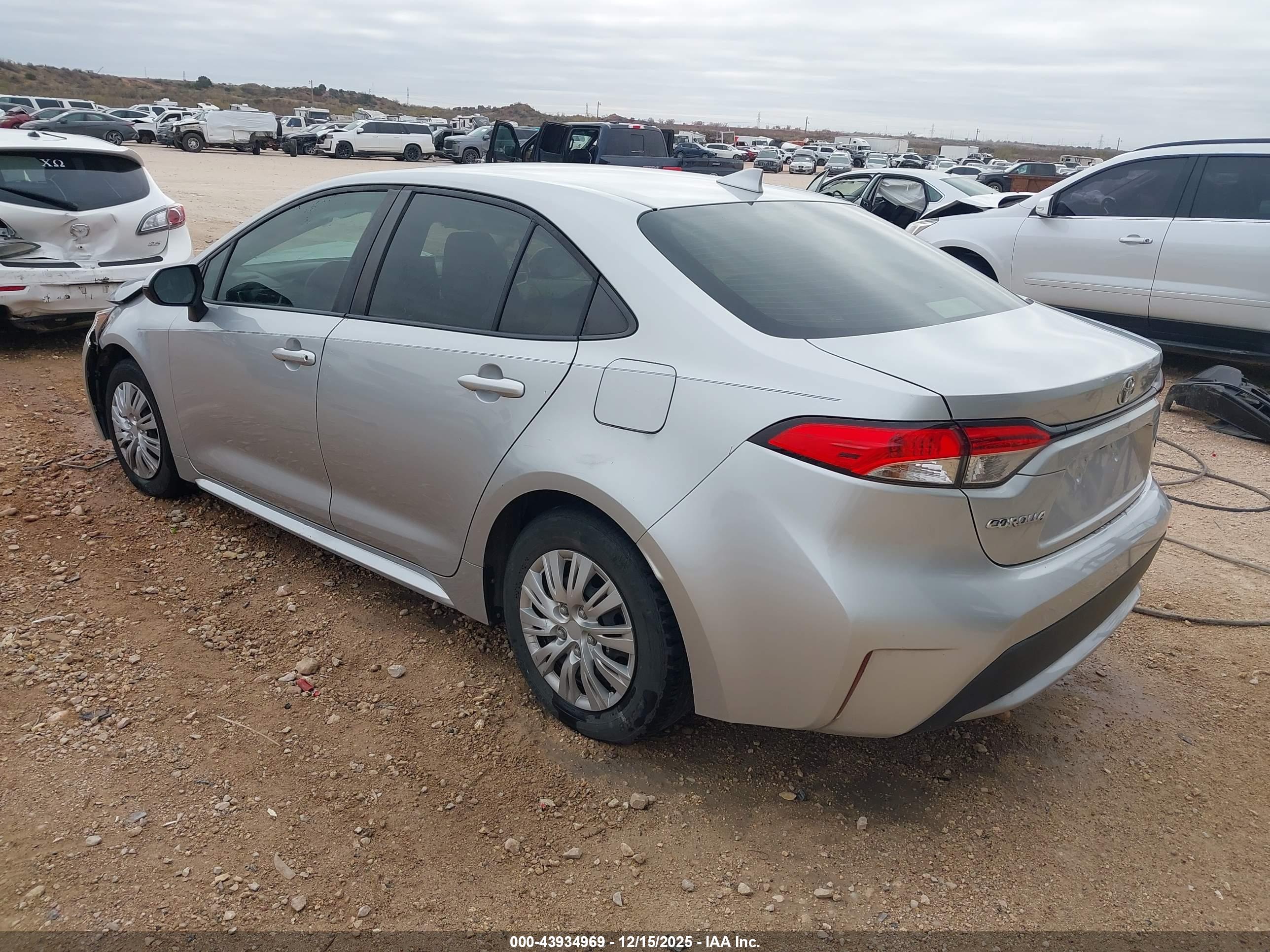 TOYOTA COROLLA image 3