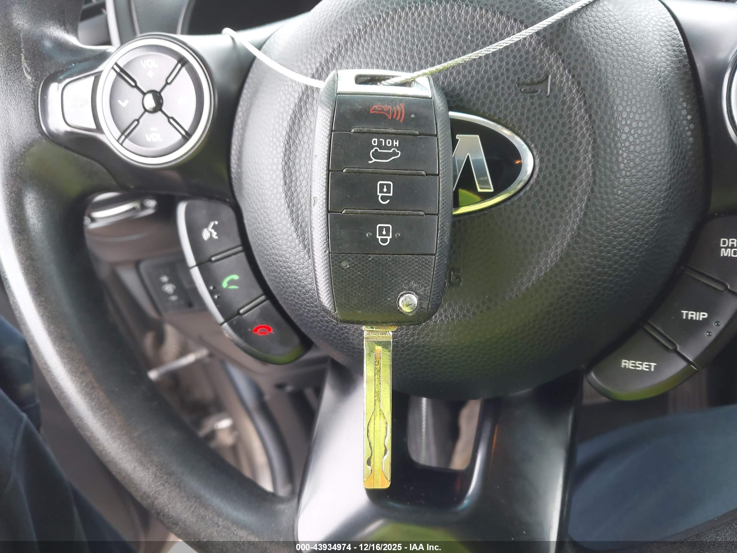 KIA SOUL image 11