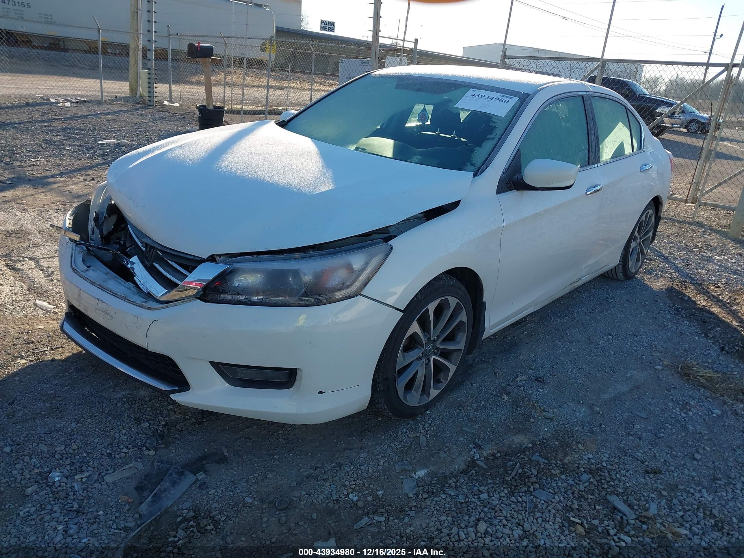 HONDA ACCORD image 2