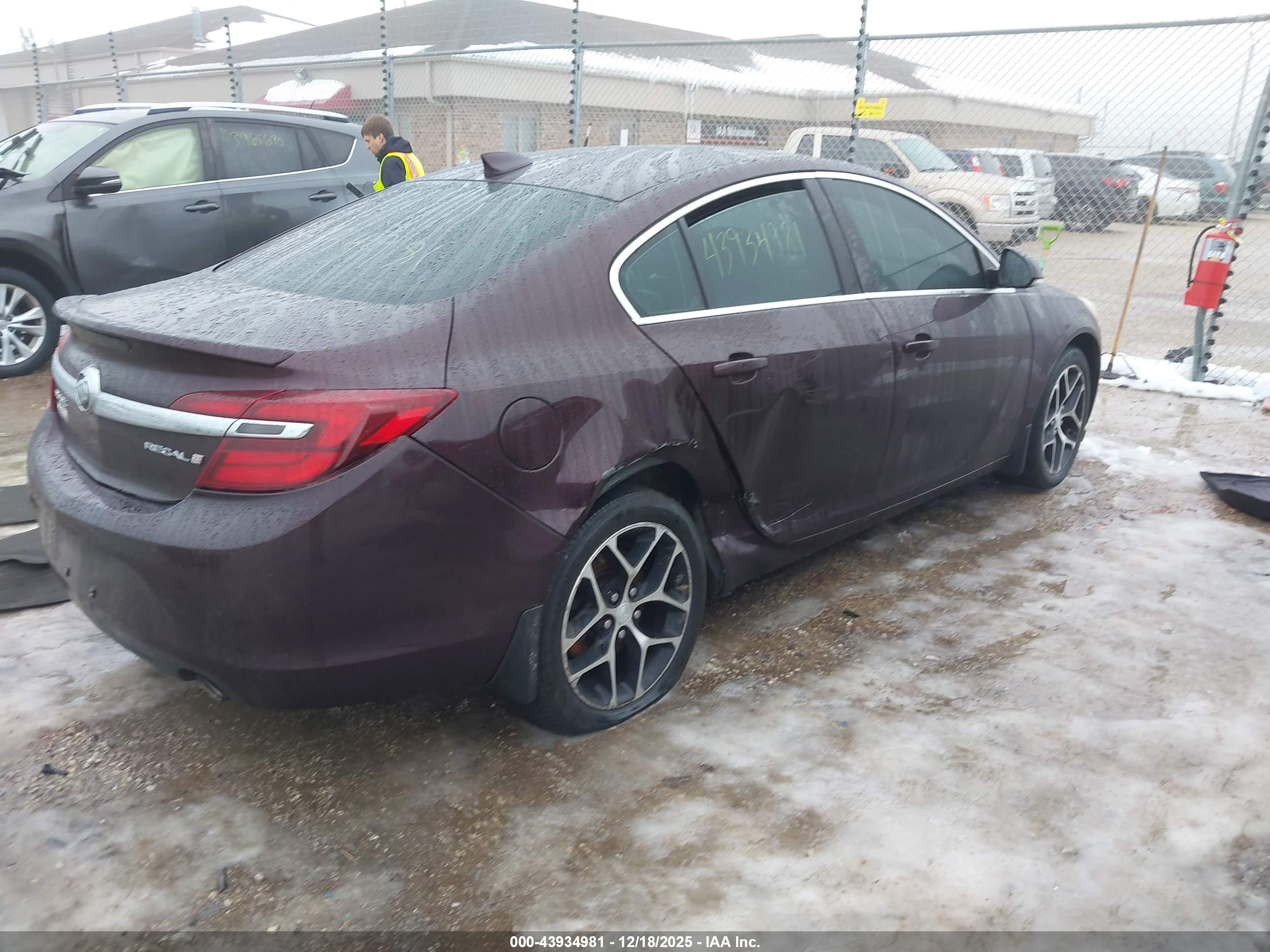 BUICK REGAL image 4
