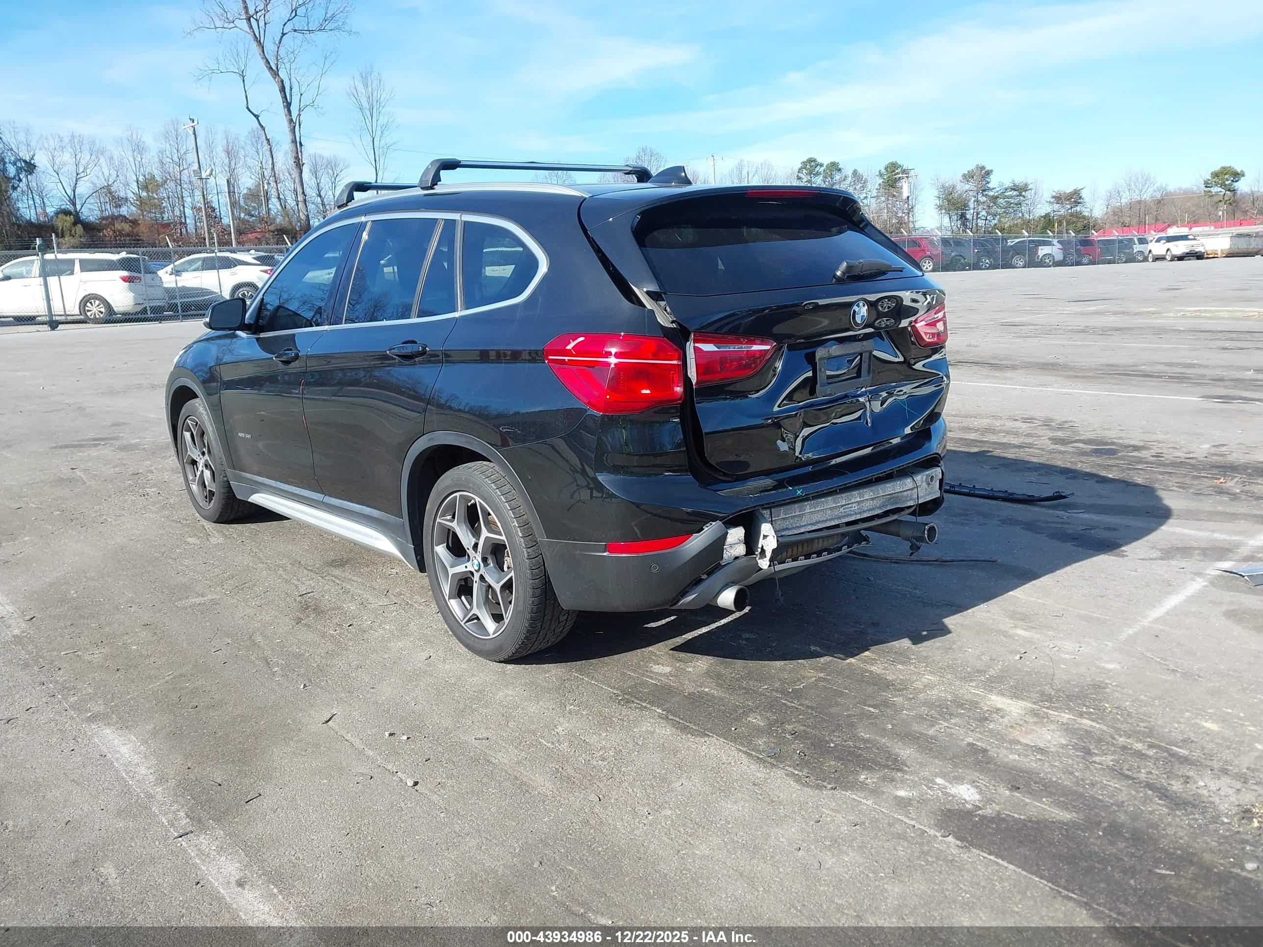 BMW X1 image 3