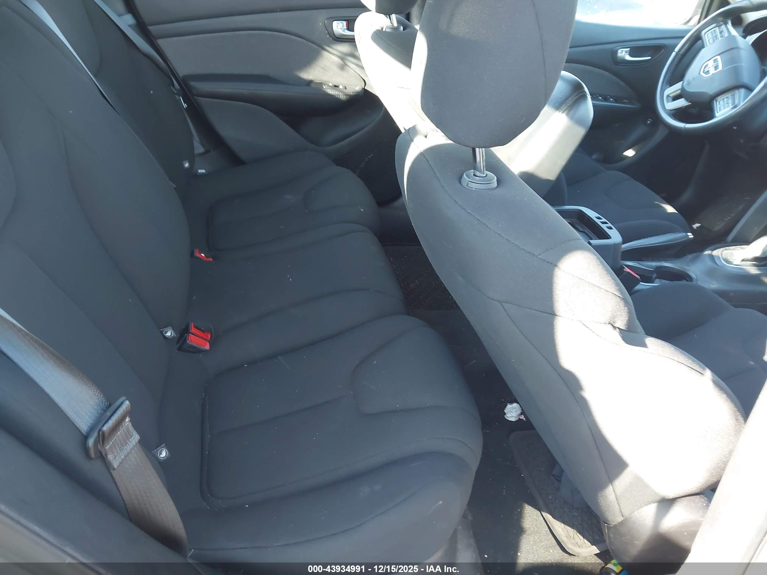 DODGE DART image 8