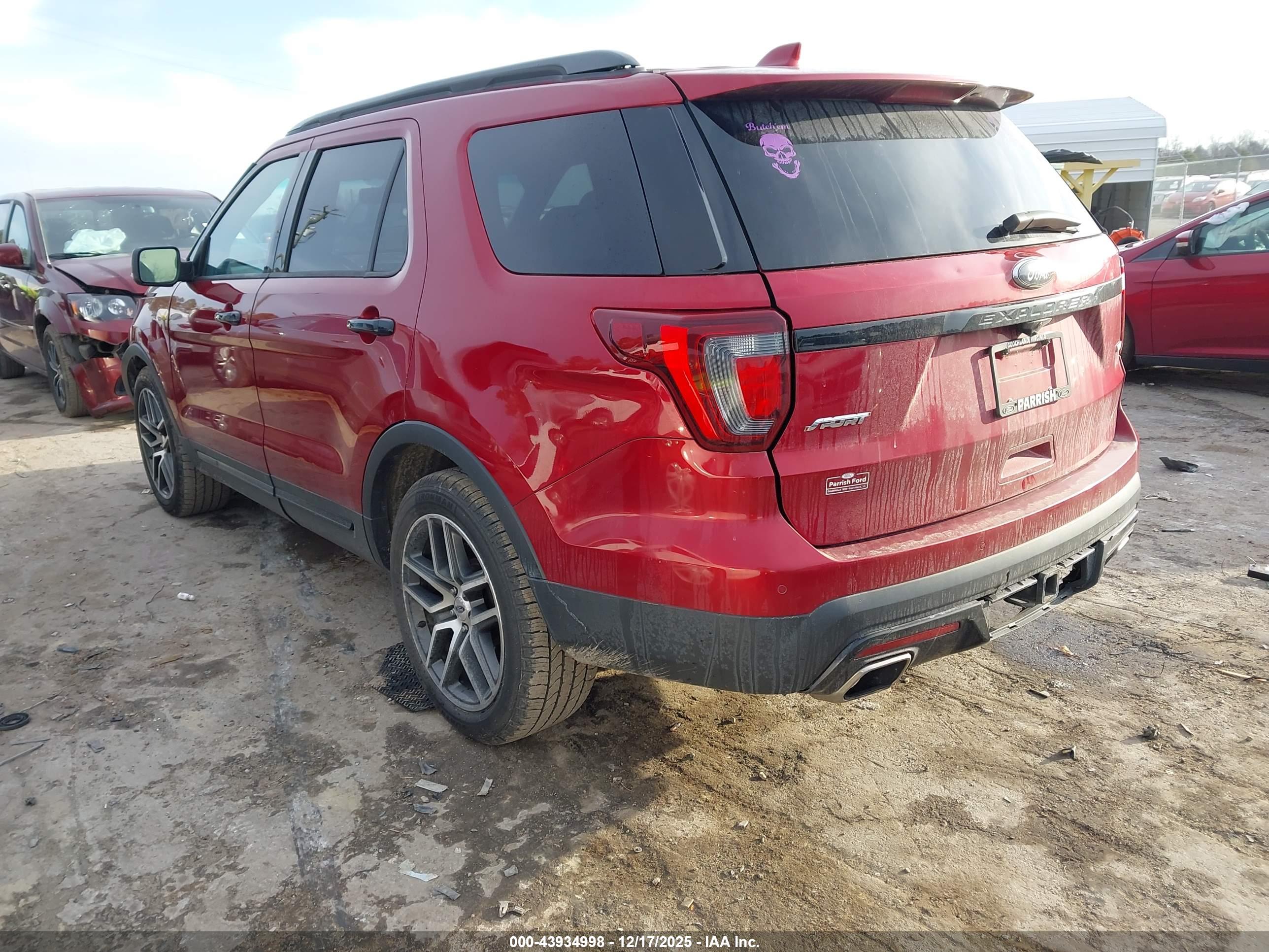 FORD EXPLORER image 3