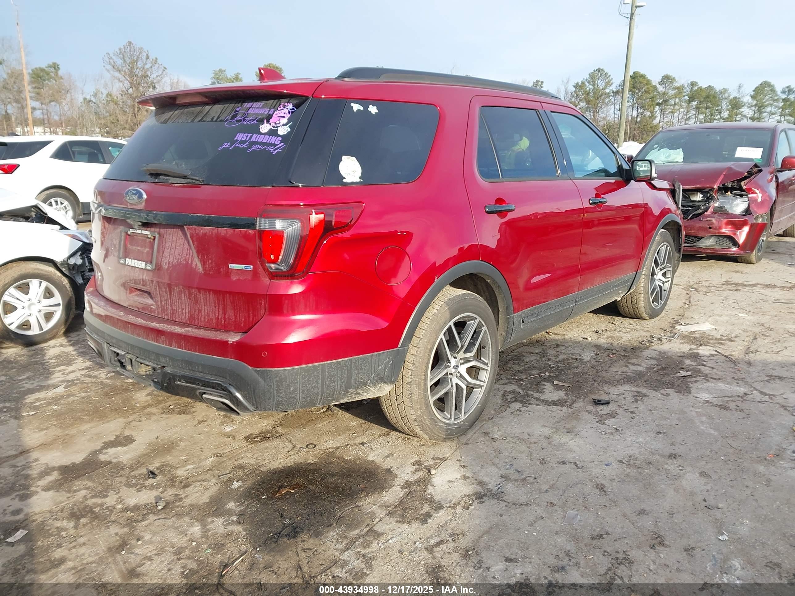 FORD EXPLORER image 4