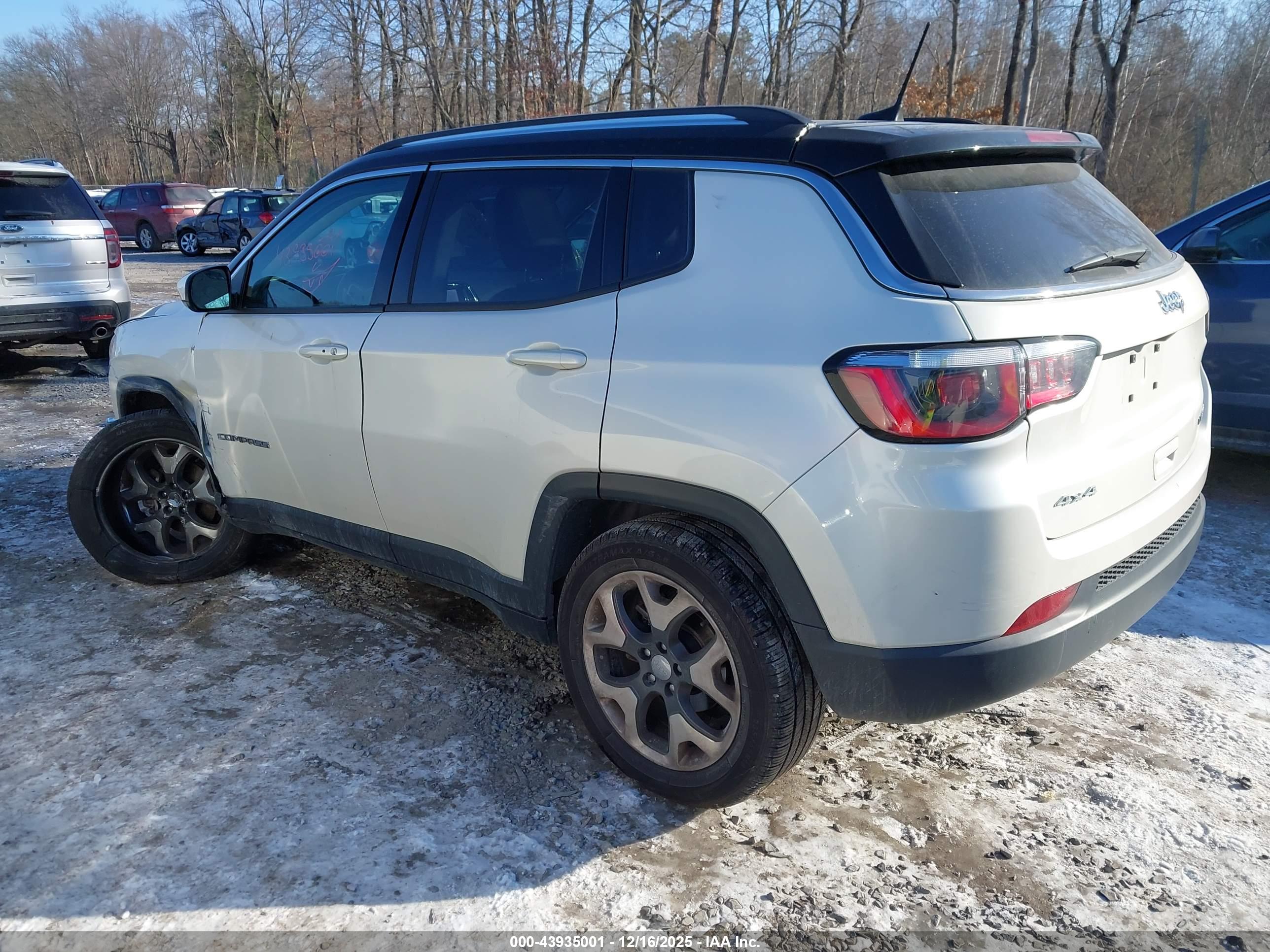 JEEP COMPASS image 3