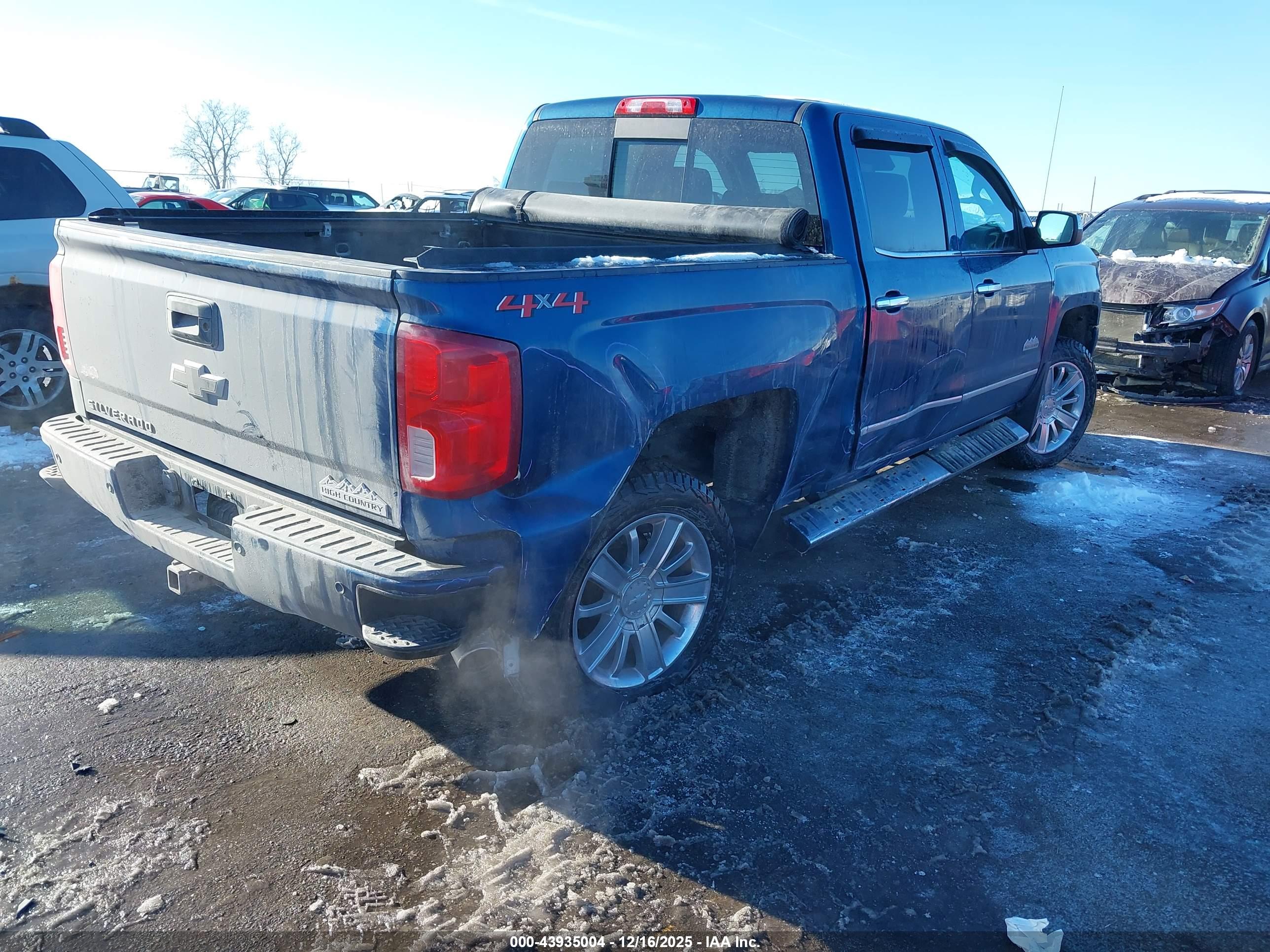 CHEVROLET SILVERADO image 4