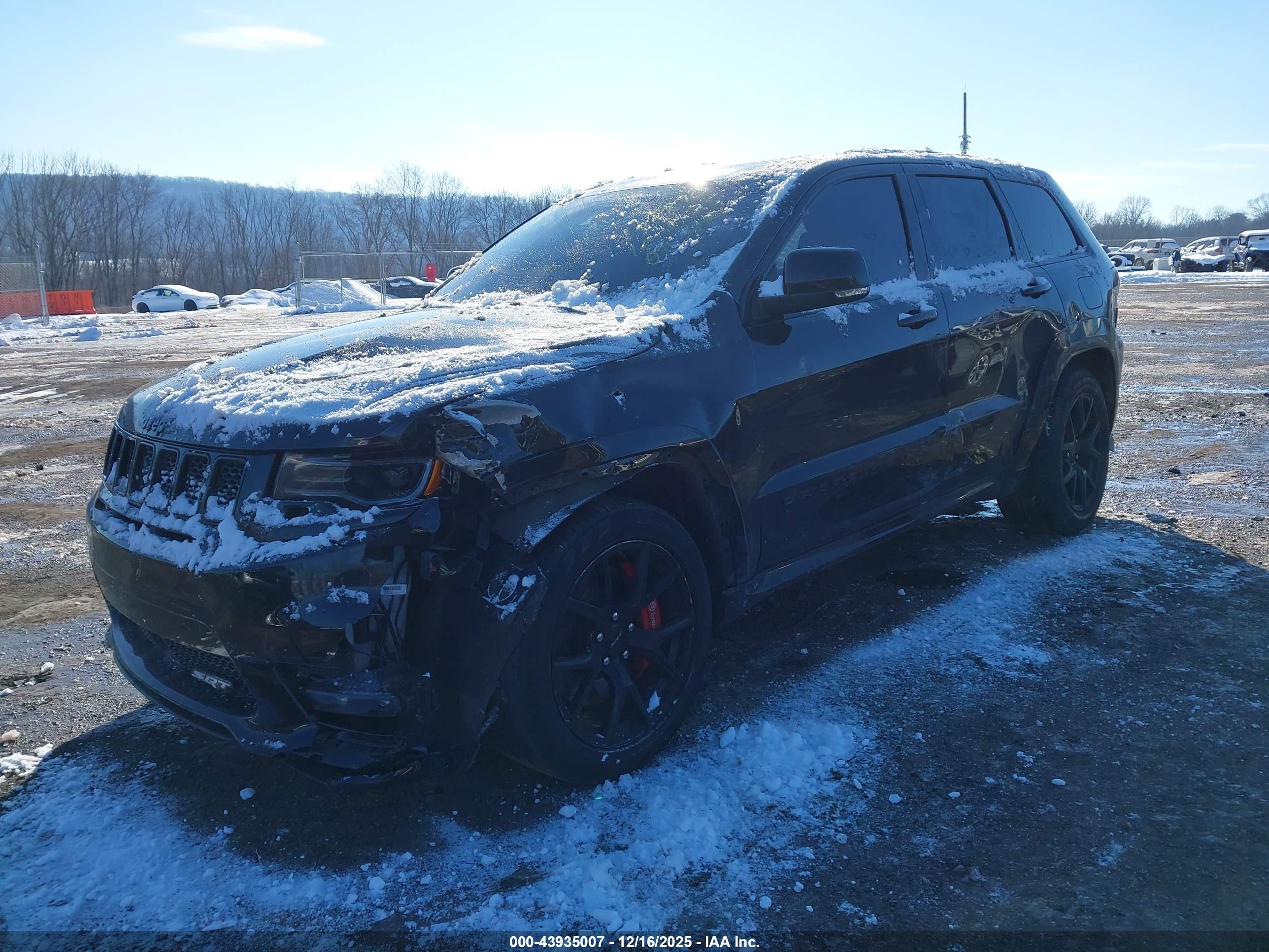 JEEP GRAND image 2