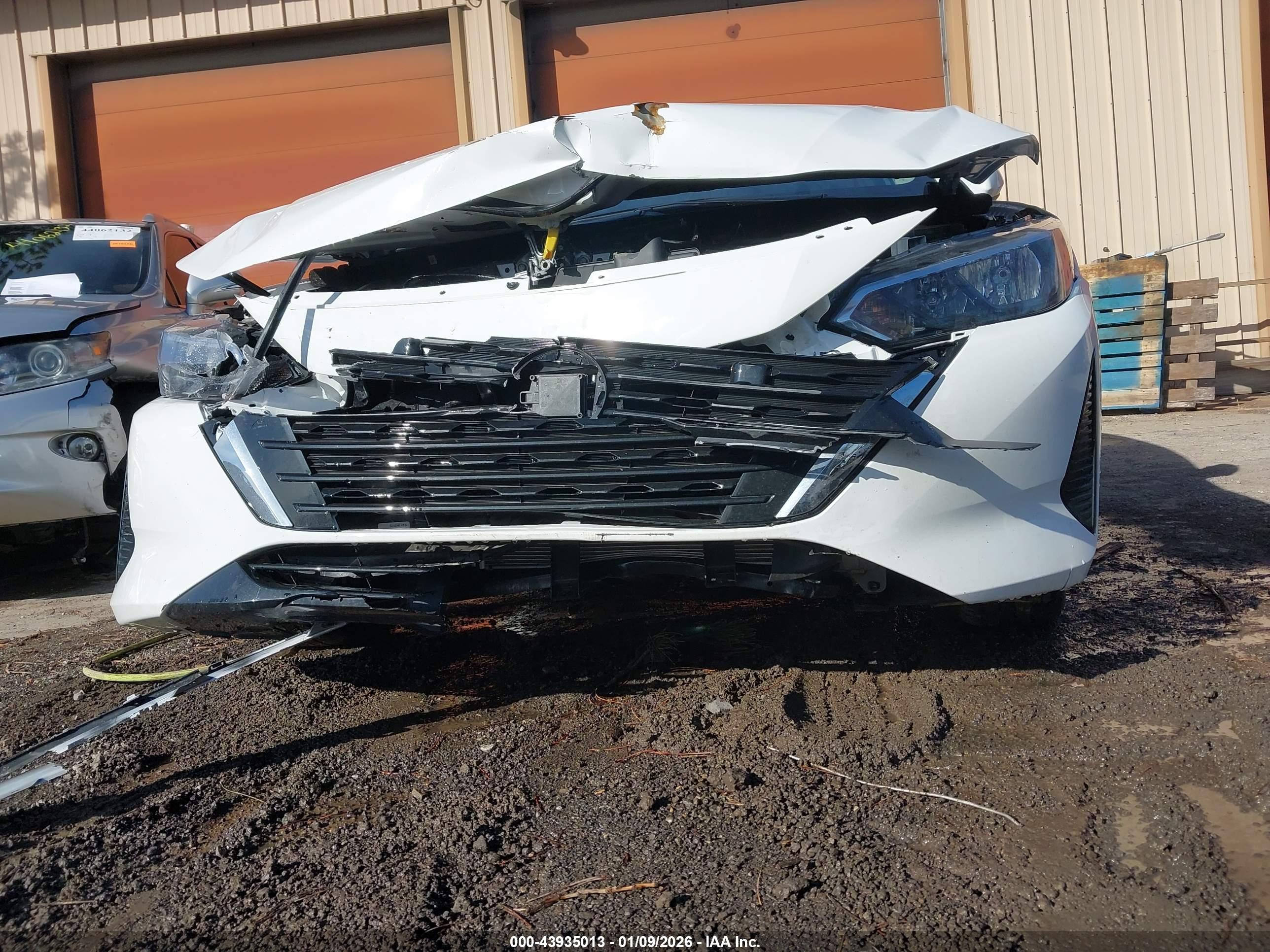 NISSAN SENTRA image 6