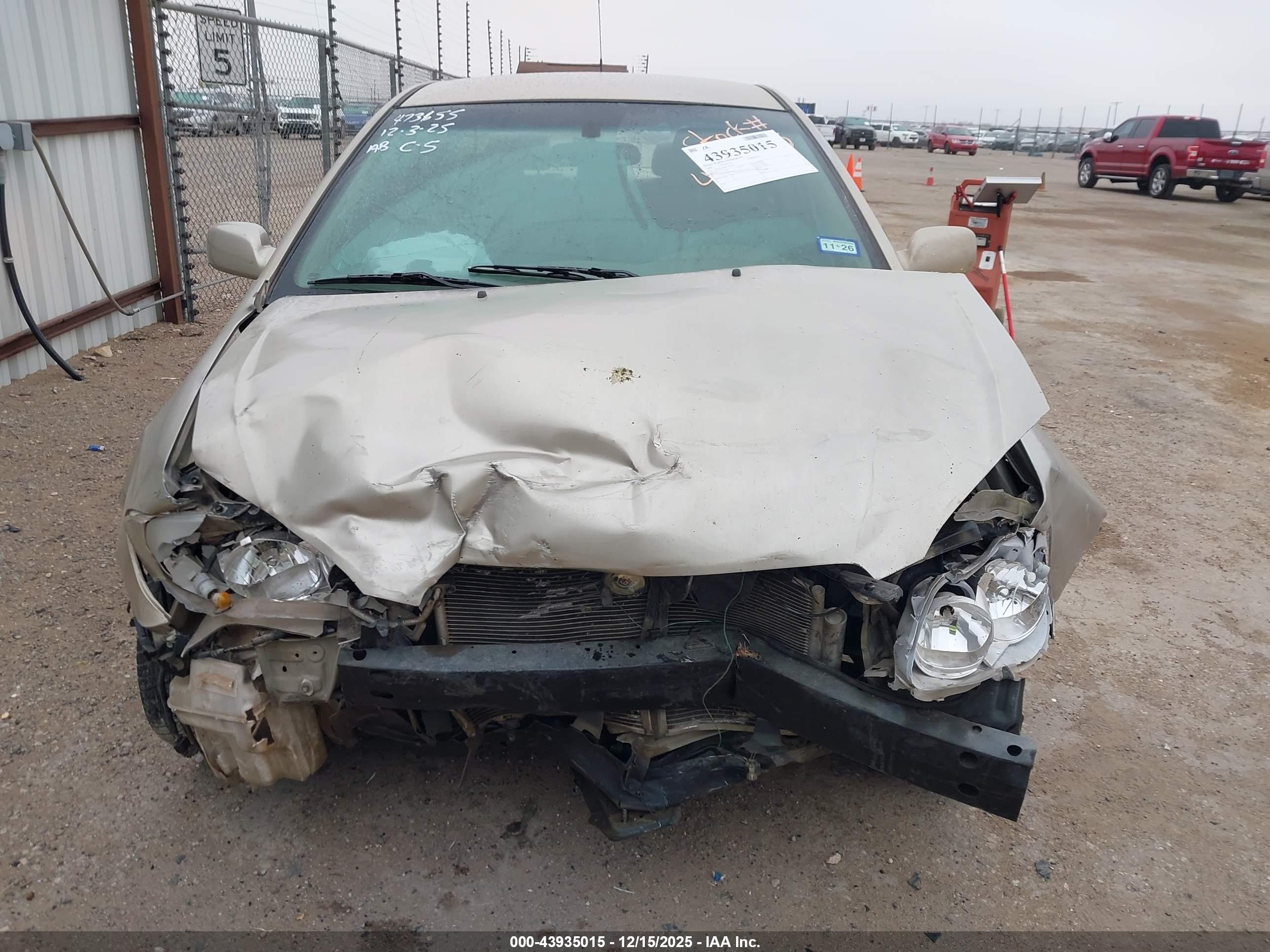TOYOTA COROLLA image 6