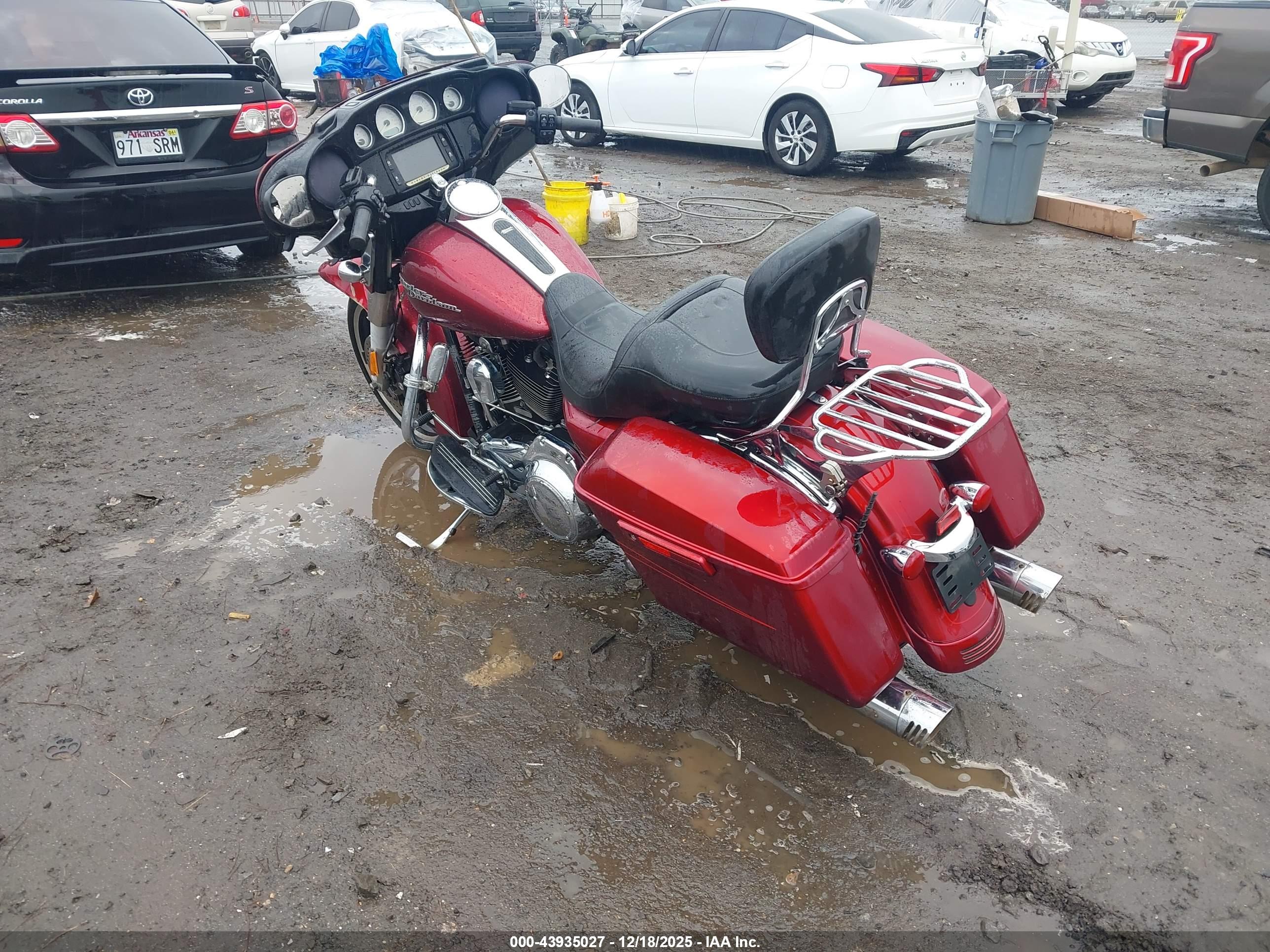 HARLEY-DAVIDSON FLHXS image 3