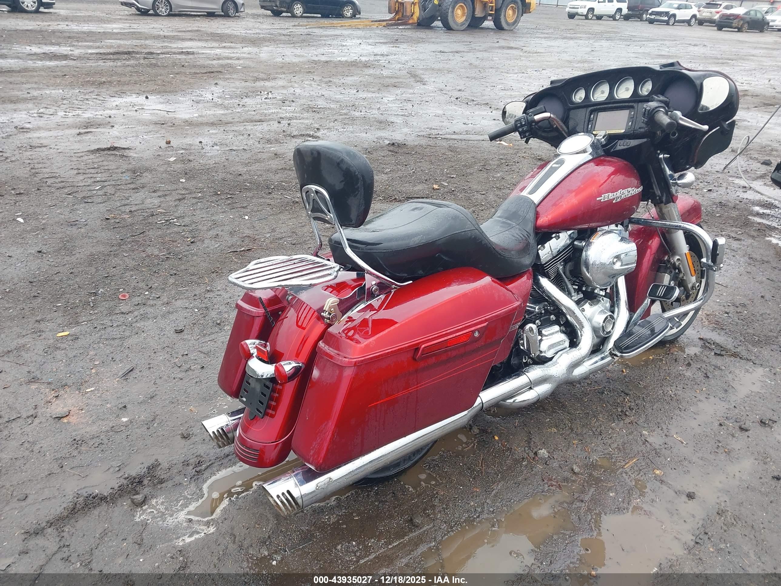 HARLEY-DAVIDSON FLHXS image 4