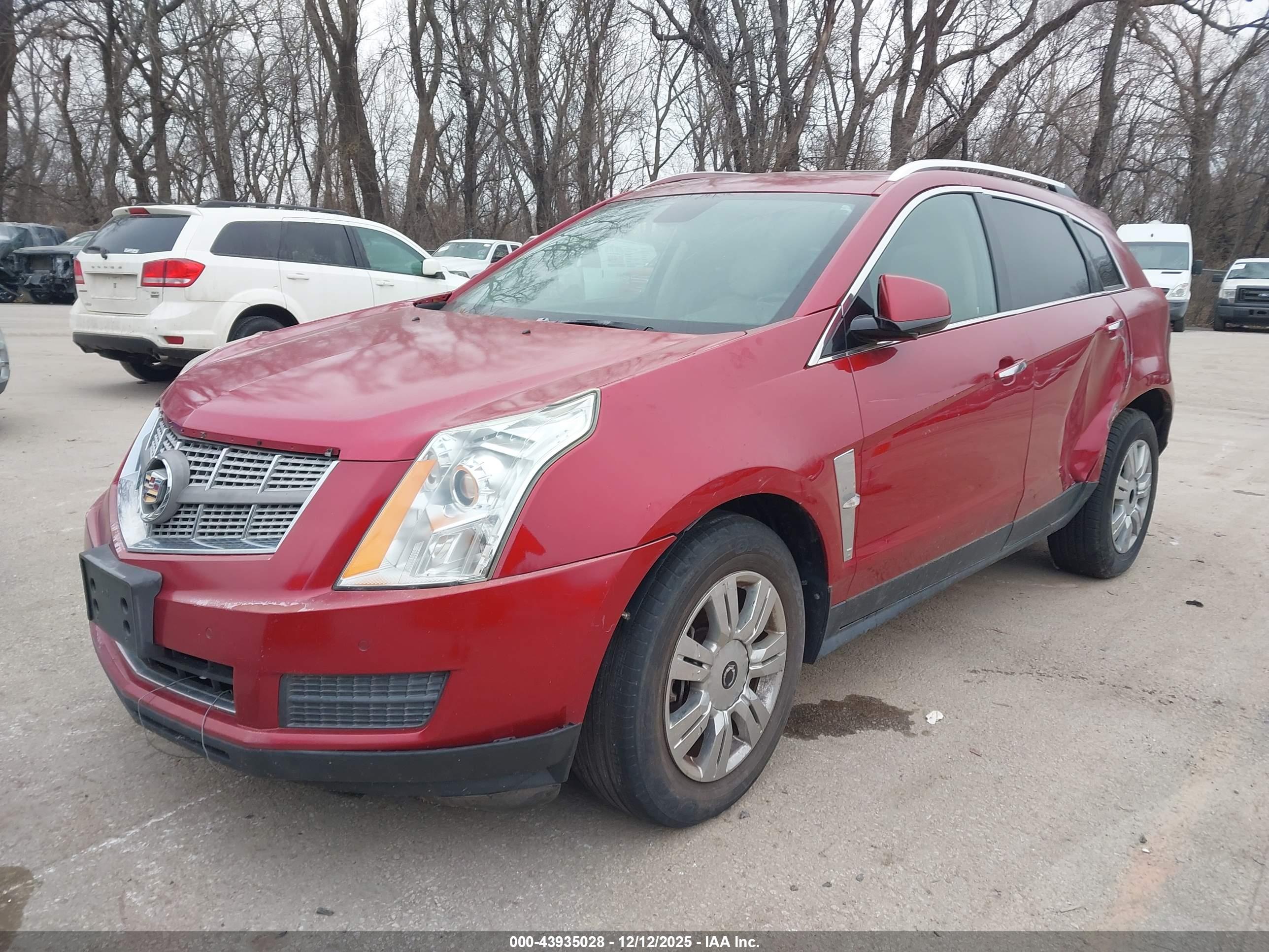 CADILLAC SRX image 2