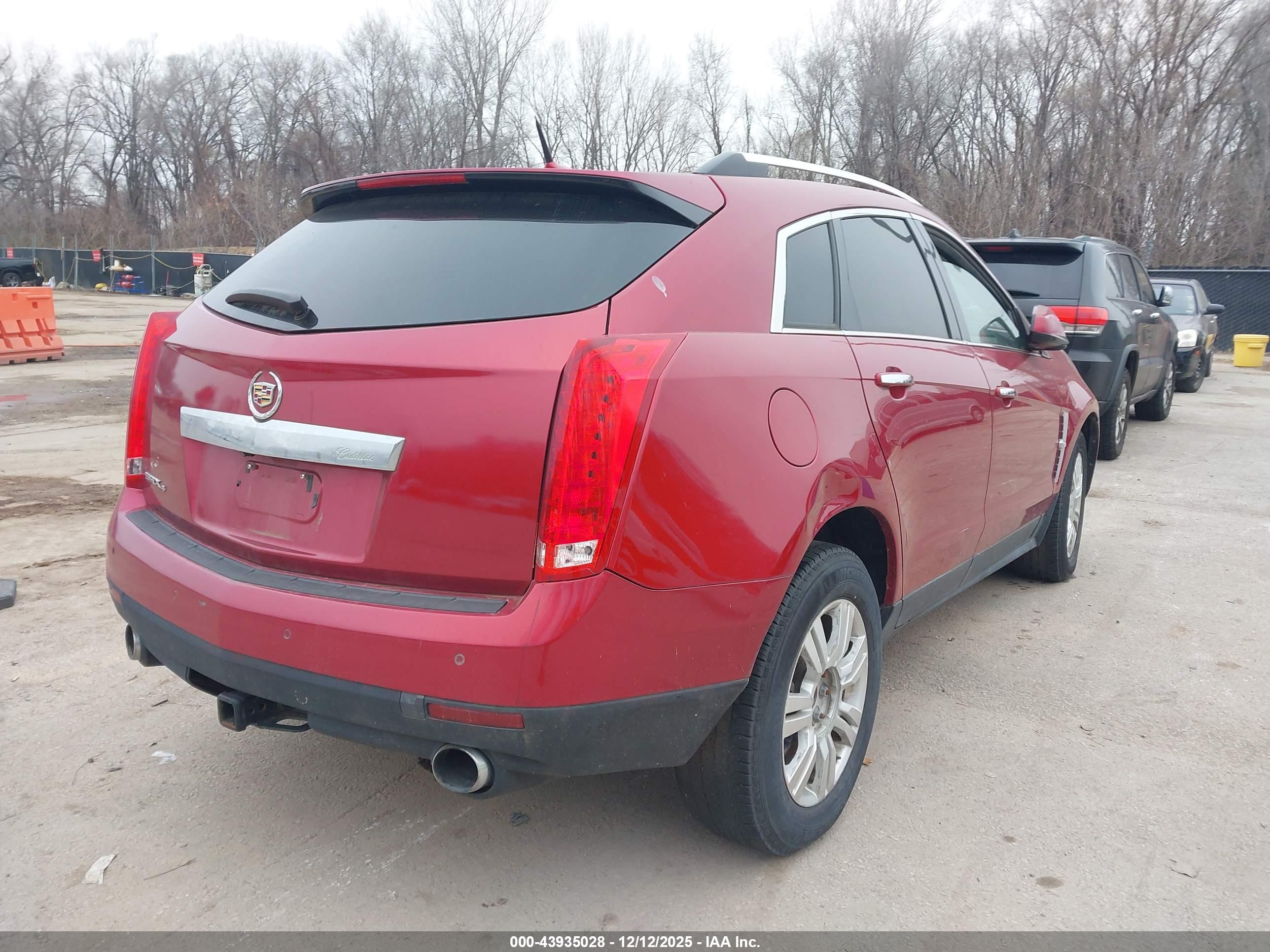CADILLAC SRX image 4