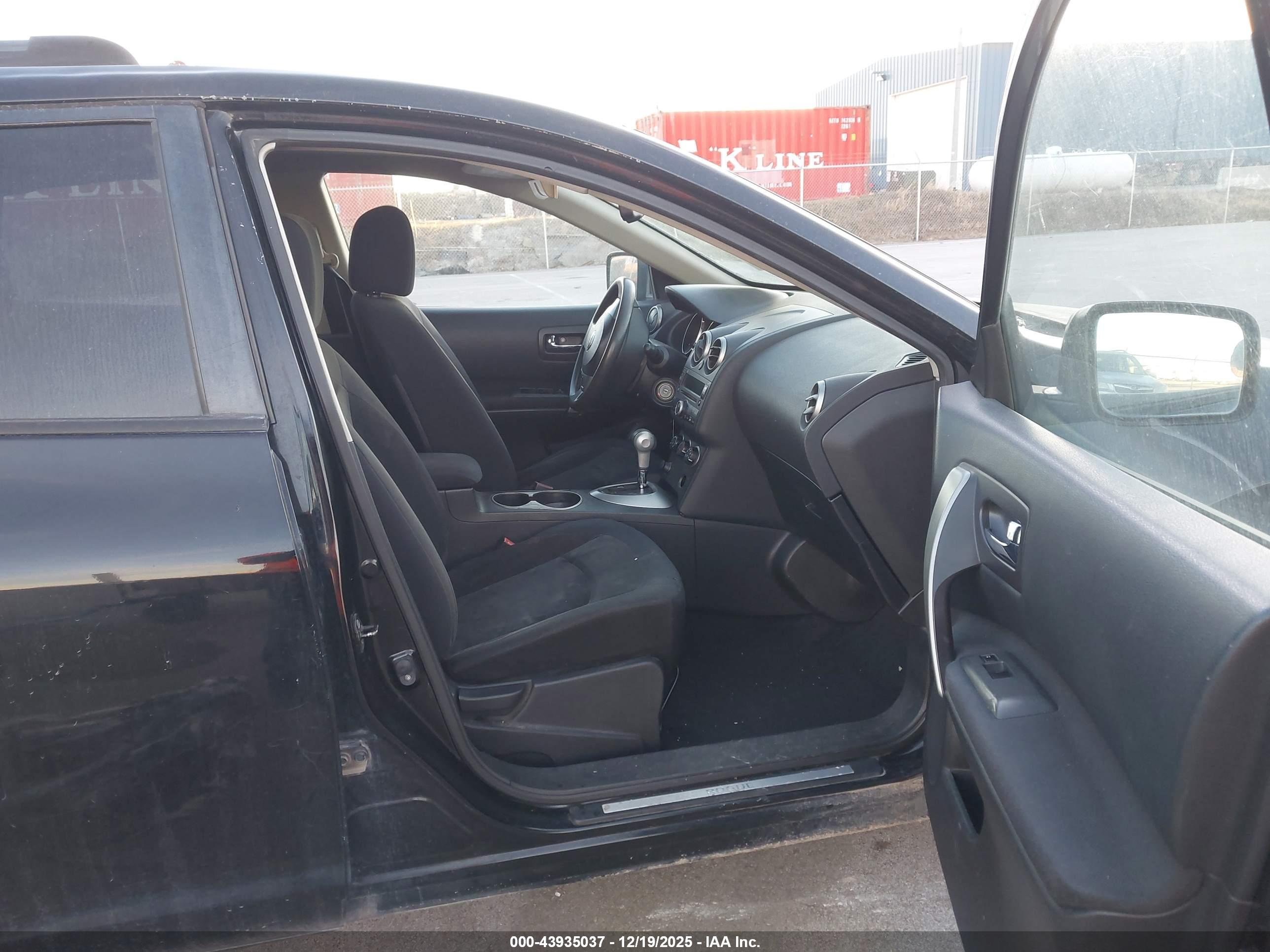 NISSAN ROGUE image 5