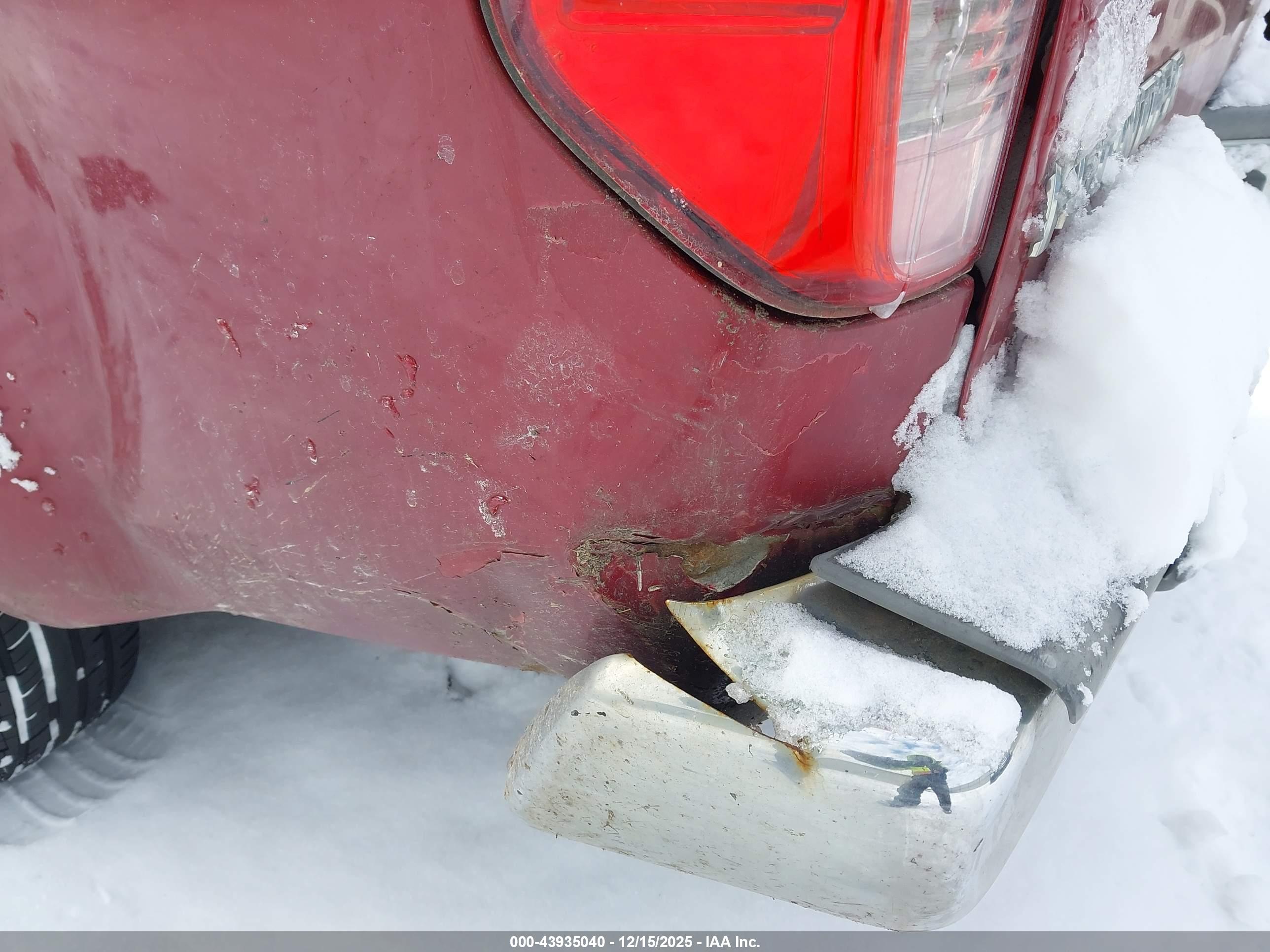 NISSAN FRONTIER image 6